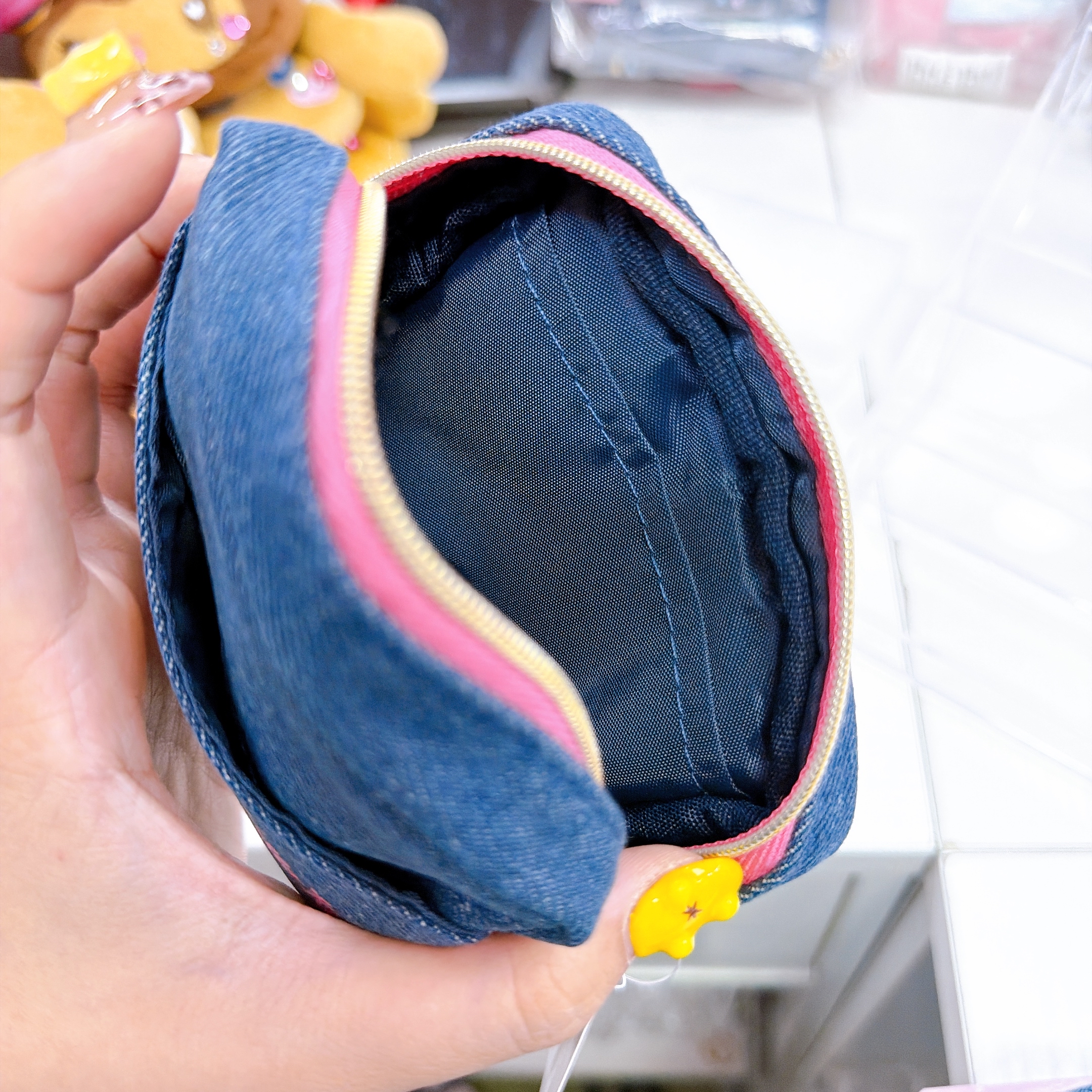 日本直送Sanrio 夏天黑皮泳裝系列 牛仔布迷你化妝袋
