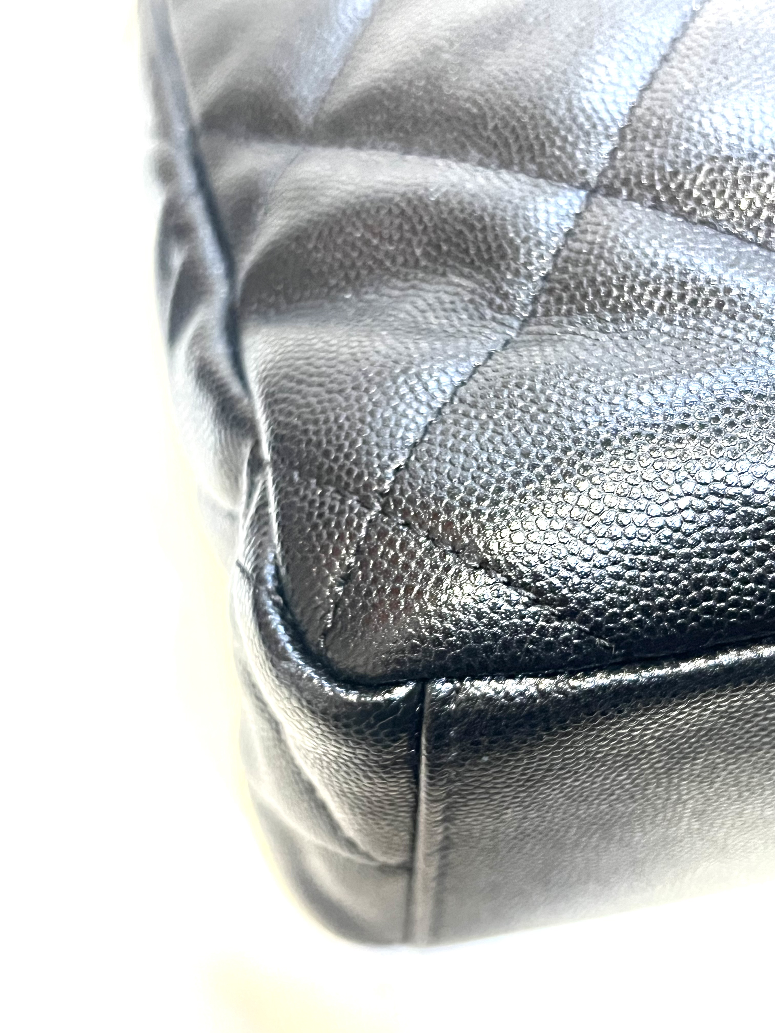 Pre-Owned CHANEL Hobo Bag / Product Code: 26041657