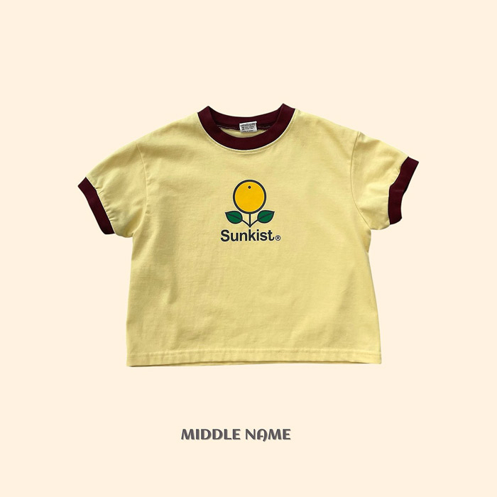 🇰🇷middle name tee