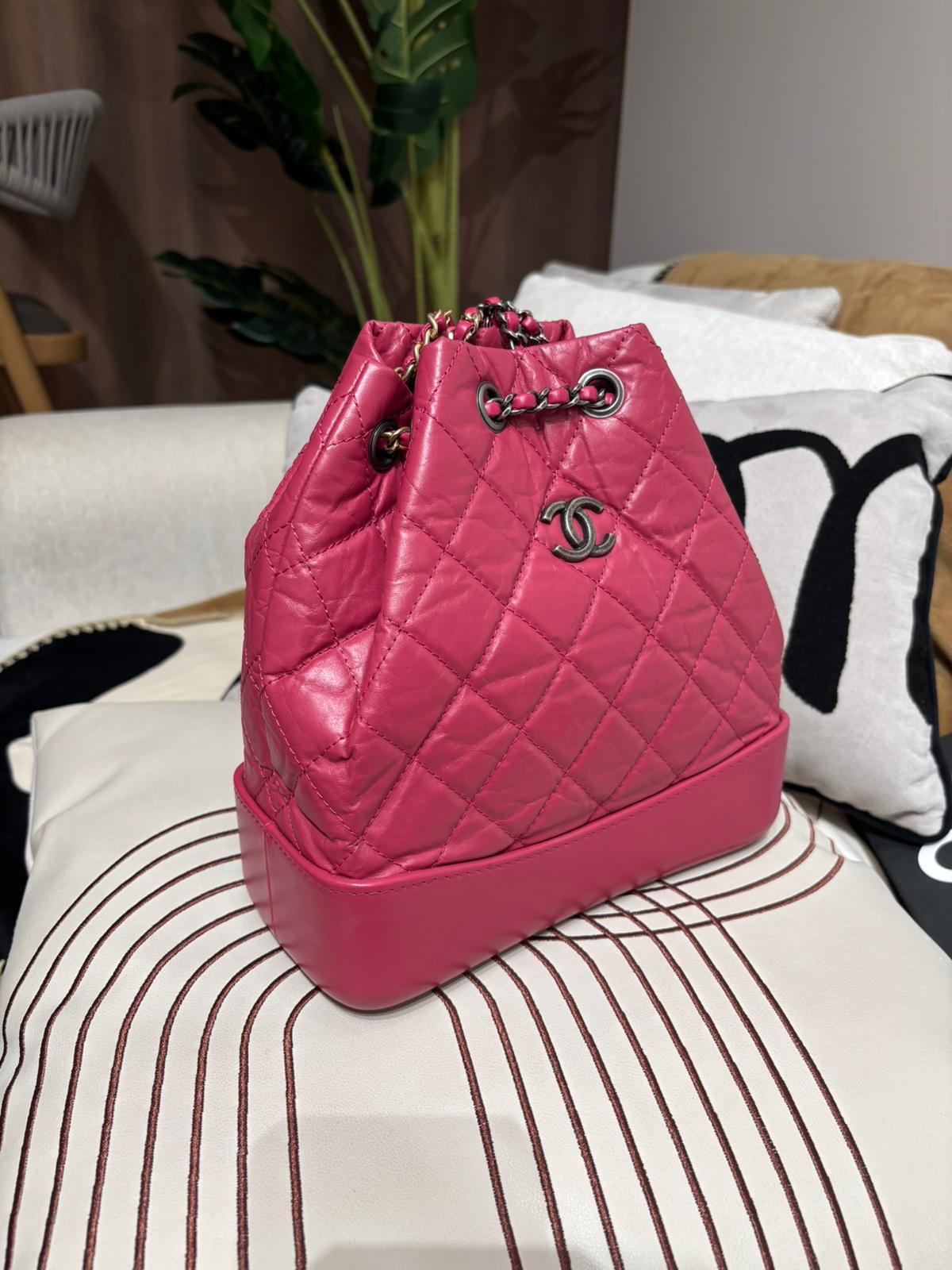 CHANEL GABRIELLE BACKPACK SMALL,100%Authentic,95%new  ✅CARD✅塵袋 
