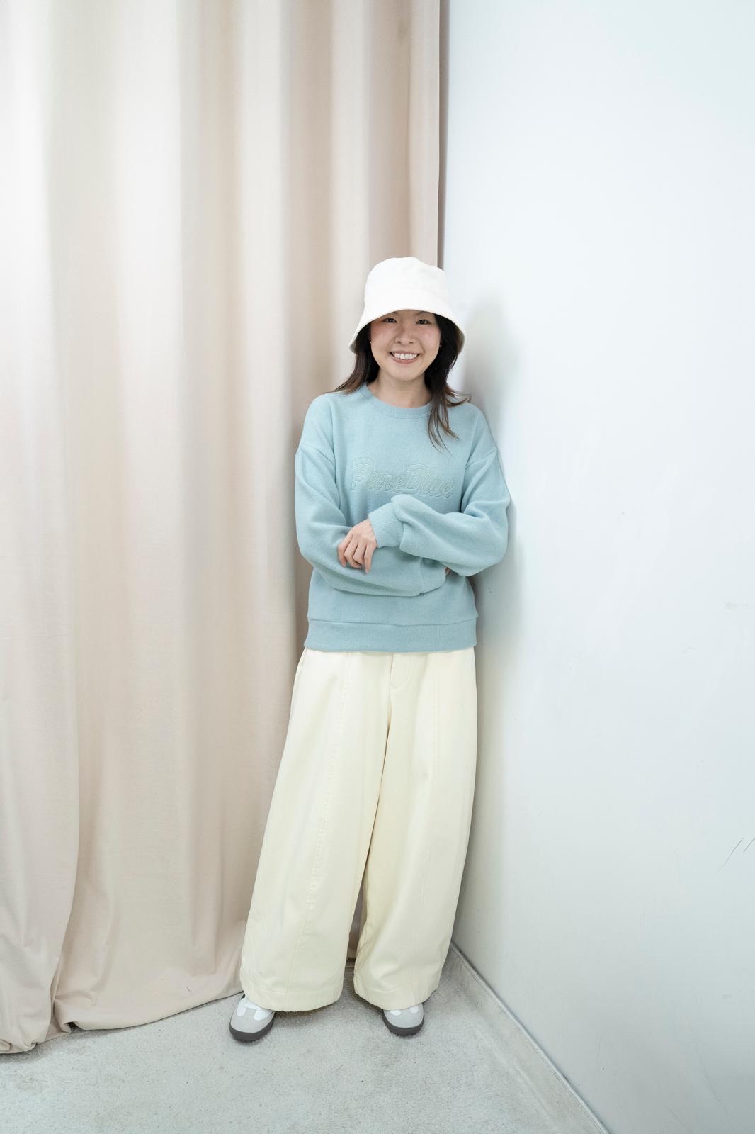 可機洗免燙軟糯文字上衣（淡湖水綠色）