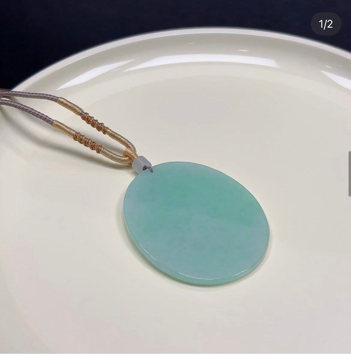 橢圓形甜綠翡翠無事牌