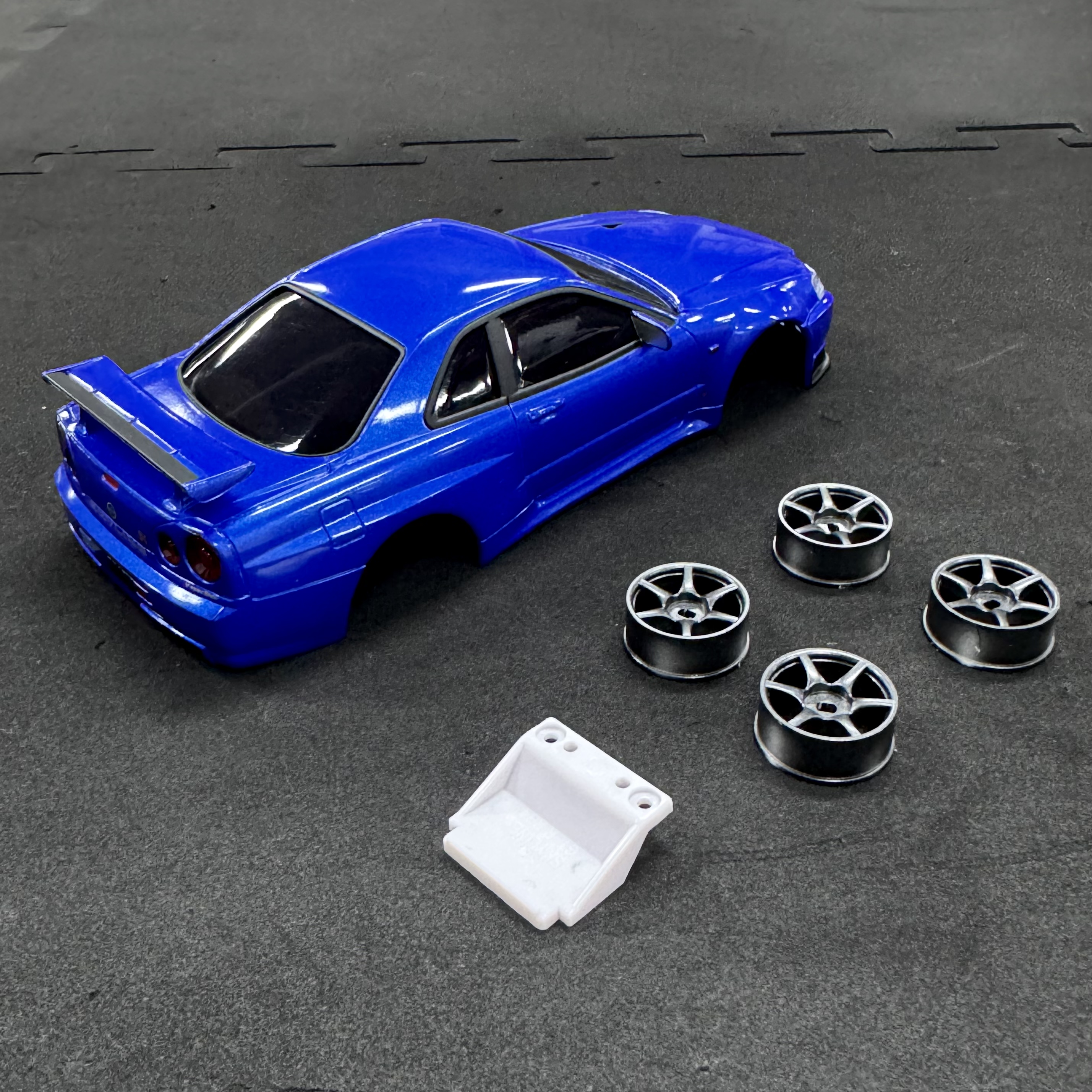 NISSAN SKYLINE GT-R R34 V.specⅡNür Metallic Blue 94mm