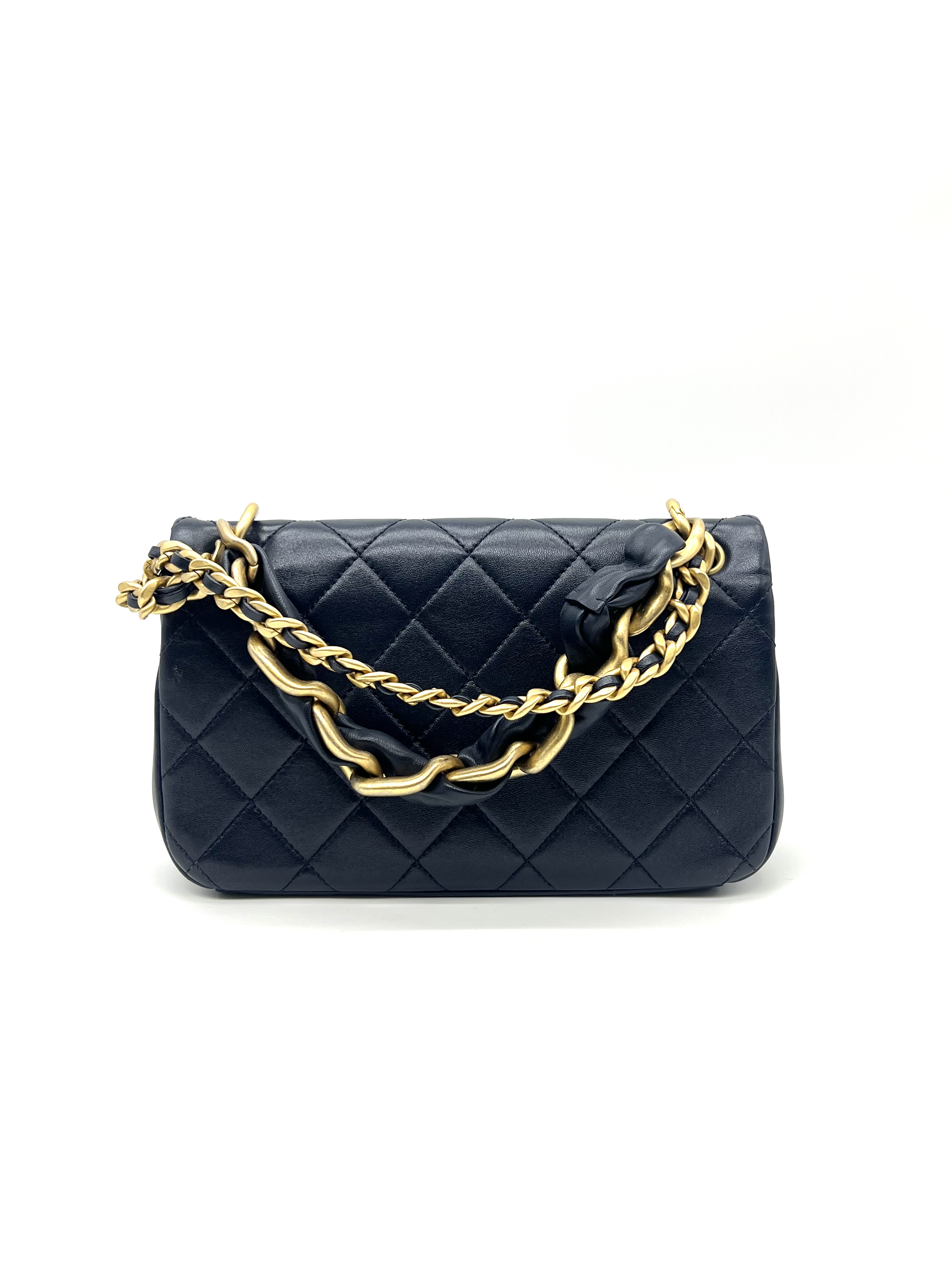 Pre-Owned CHANEL Lambskin Leather Timeless Top Handle Bag / Product Code: 26042212