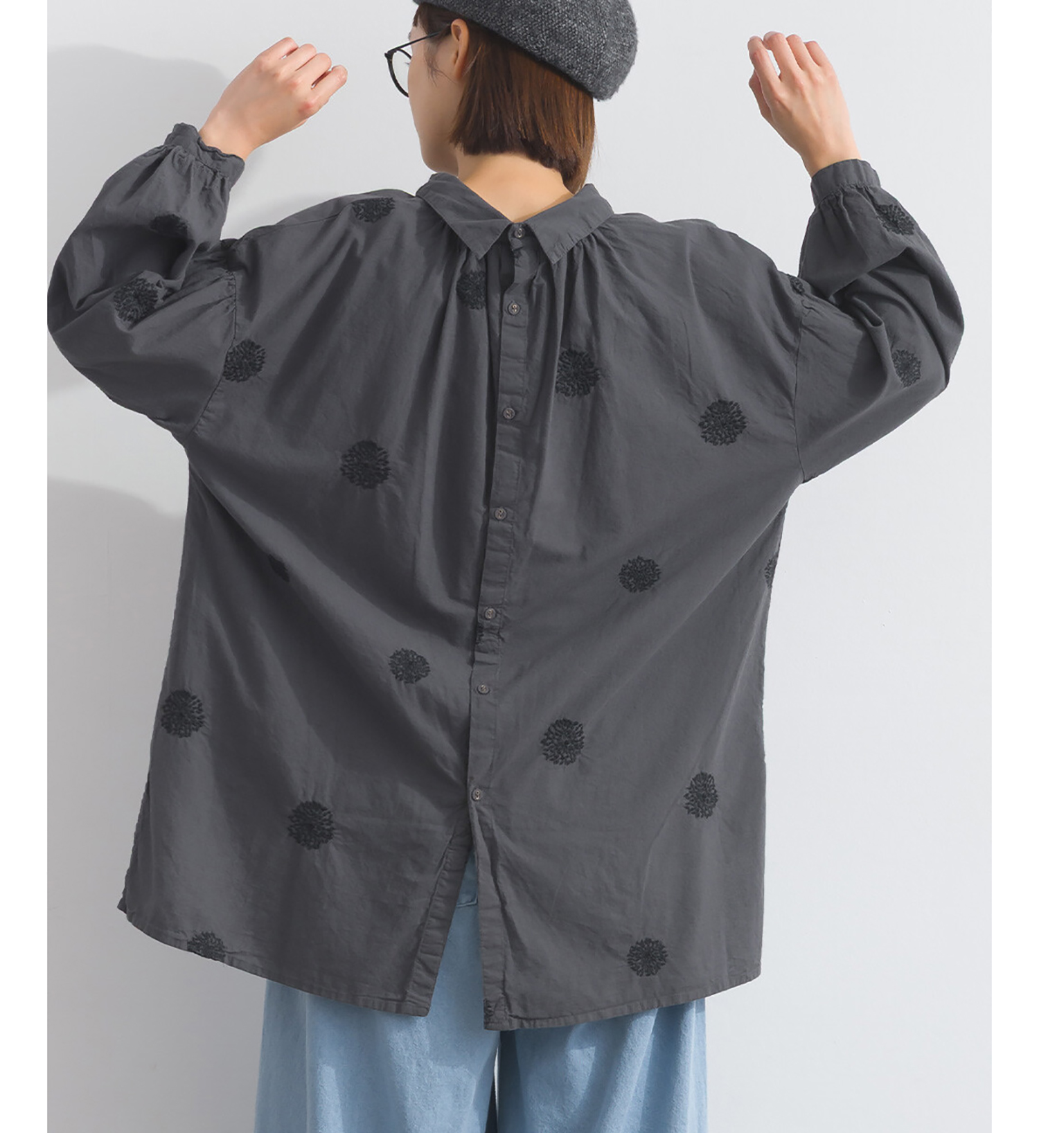 LP - 蒲公英褶皺棉襯衫 (碳灰色)