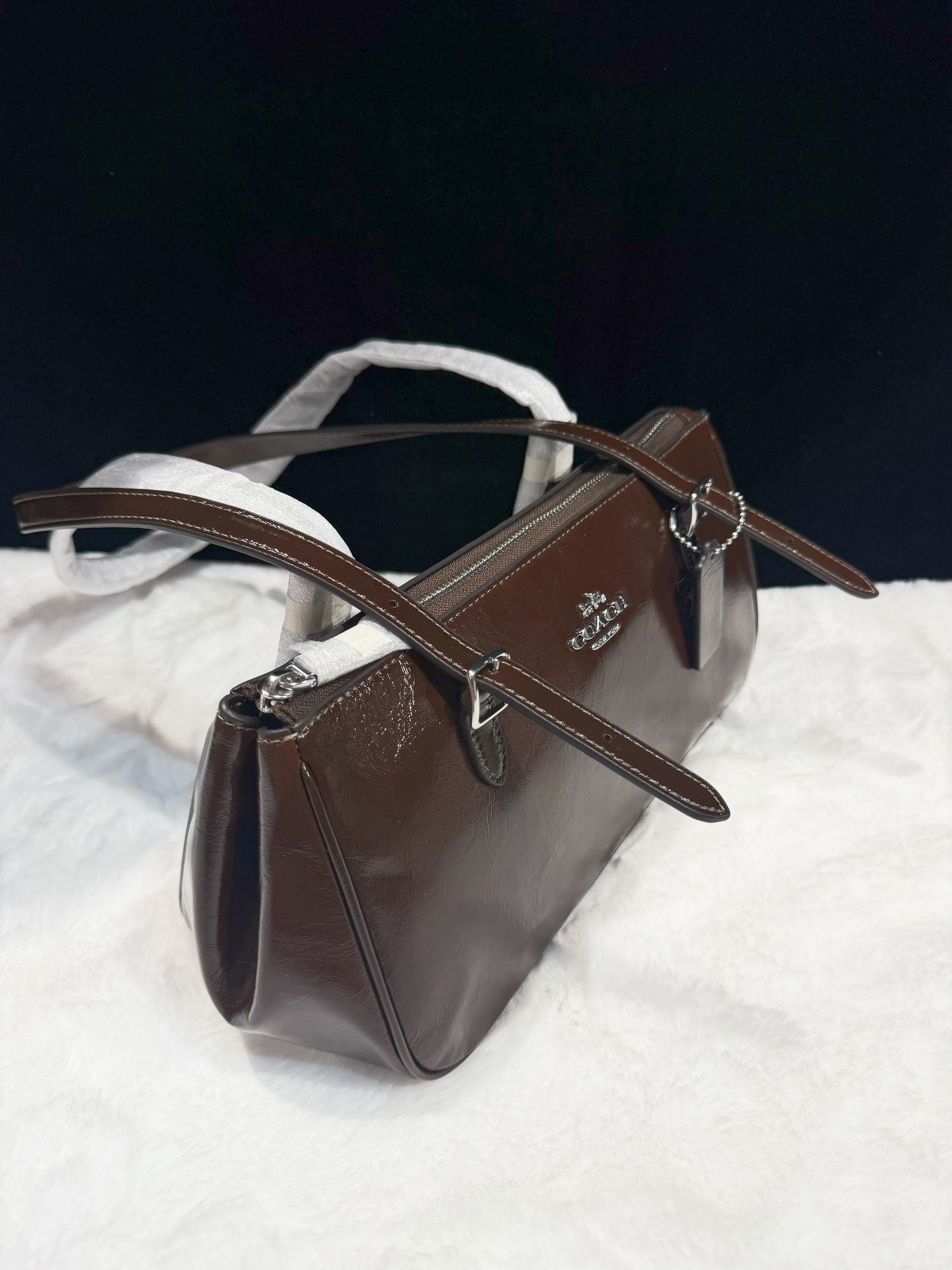 Coach Asher shoulder bag maple