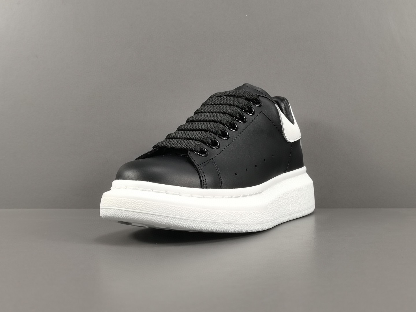 Alexander McQueen Sneakers