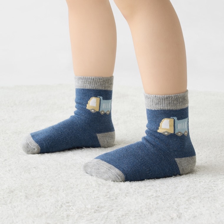 部分現貨💚預訂 台灣直送💚兩色可愛提花防滑中筒襪三對裝