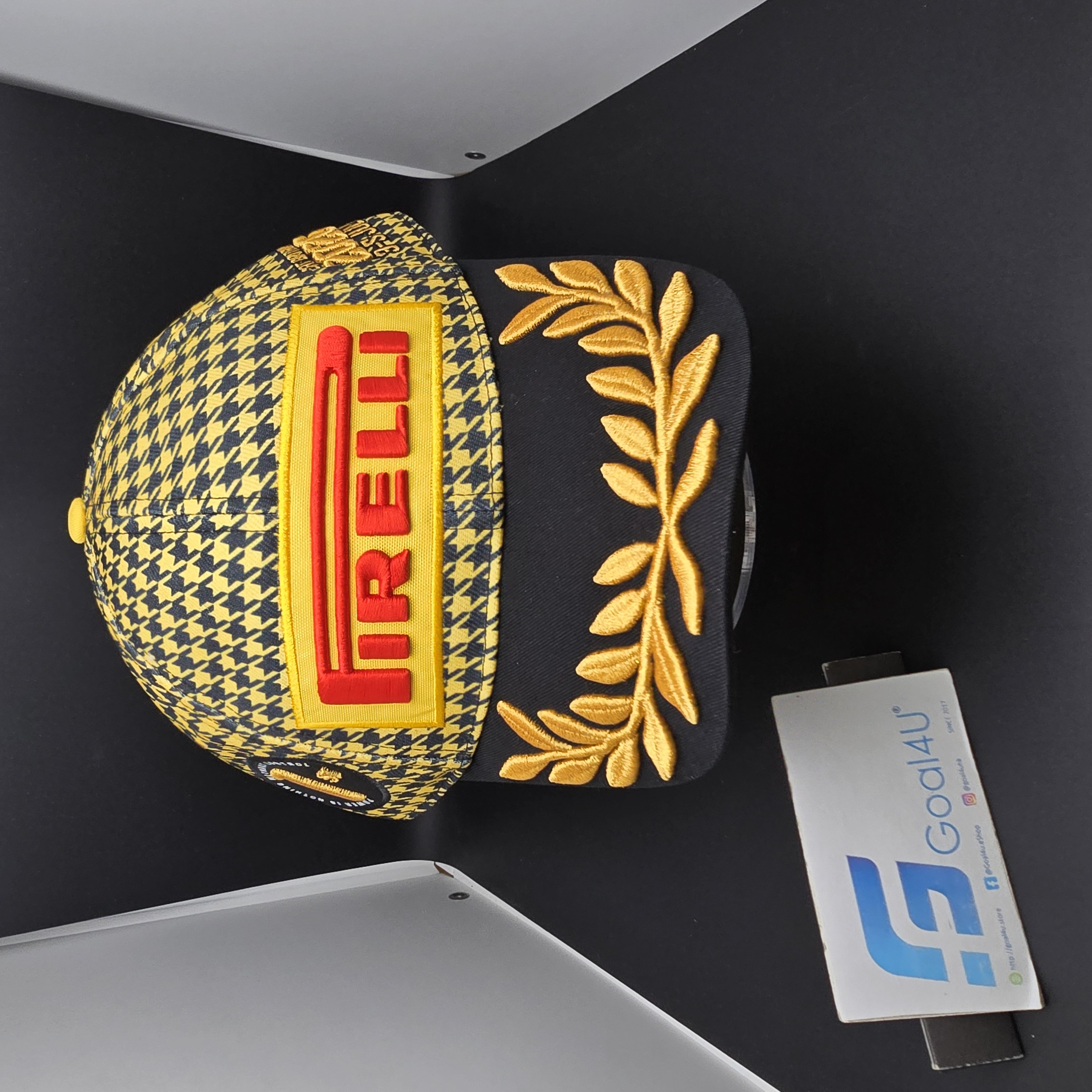 F1 Pirelli倍耐力 2026 英國銀石站特別版 P1冠軍帽 PIRPC0117