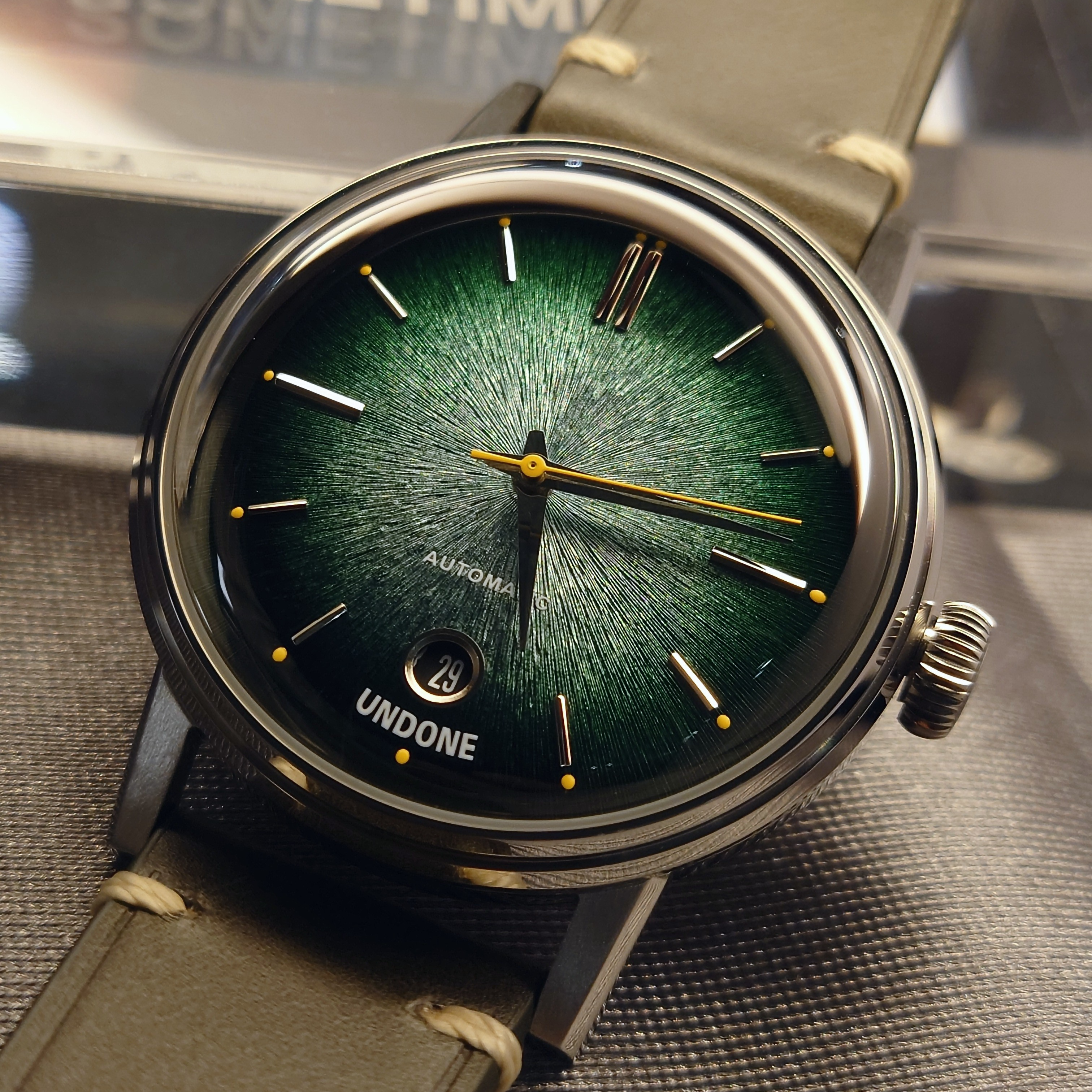Undone 琺瑯面 Enamel Verde Automatic - URB-RTO-GRN