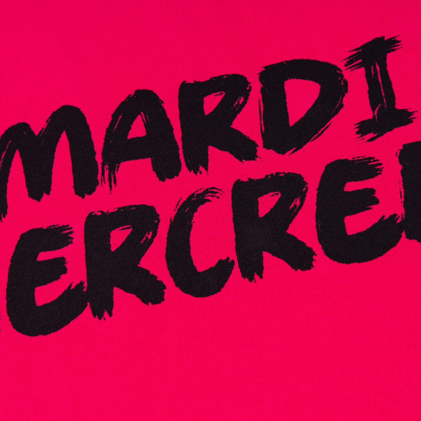Mardi Mercredi Brush Logo Tee