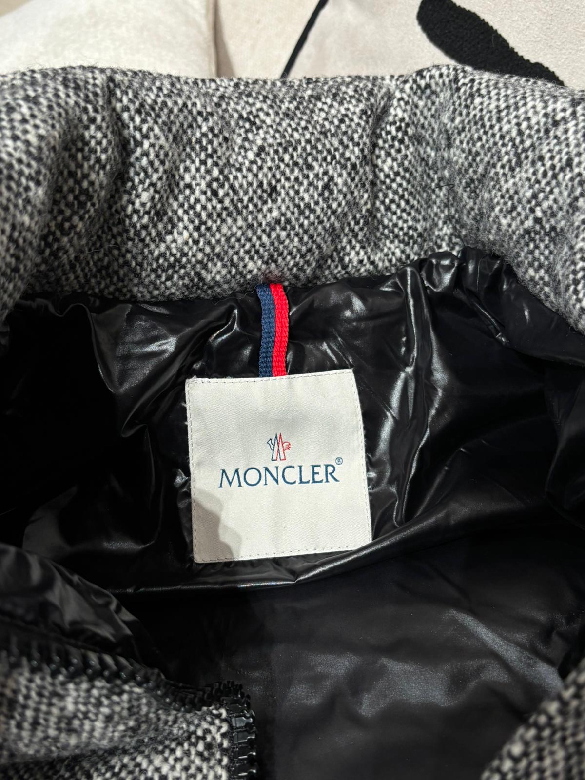 Moncler MONCLER outer Wool Down size:00 灰色羊毛羽絨 98%new