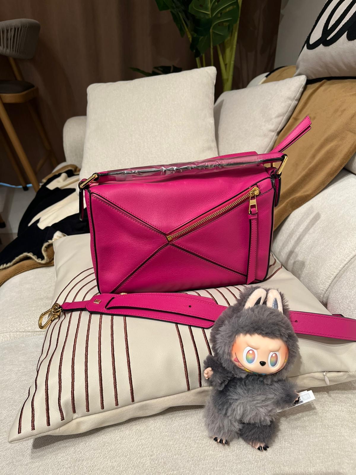 Loewe puzzle small calfskin 100%Authentic,95%new ✅strap✅dust bag