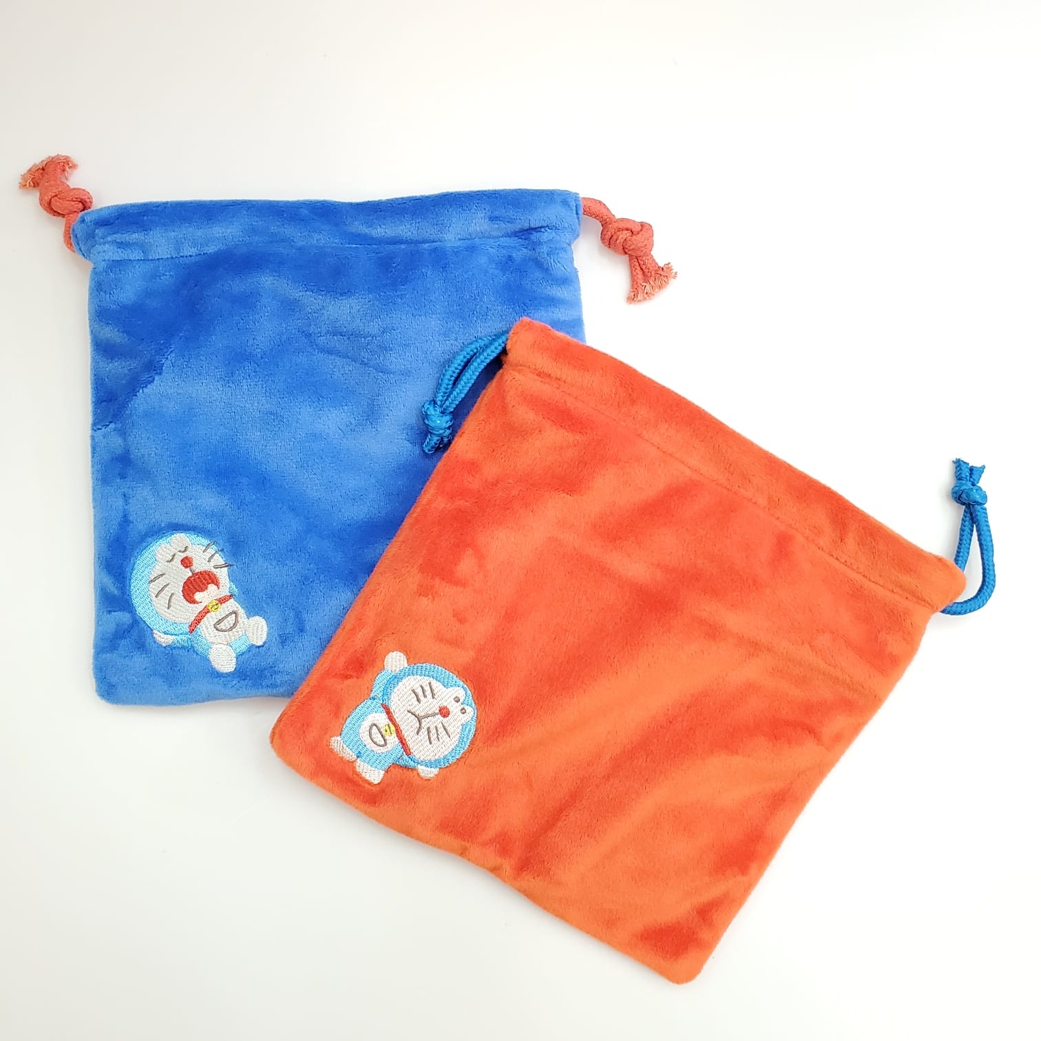 [現貨] [日本直送] 多啦A夢索袋 {TF730269}