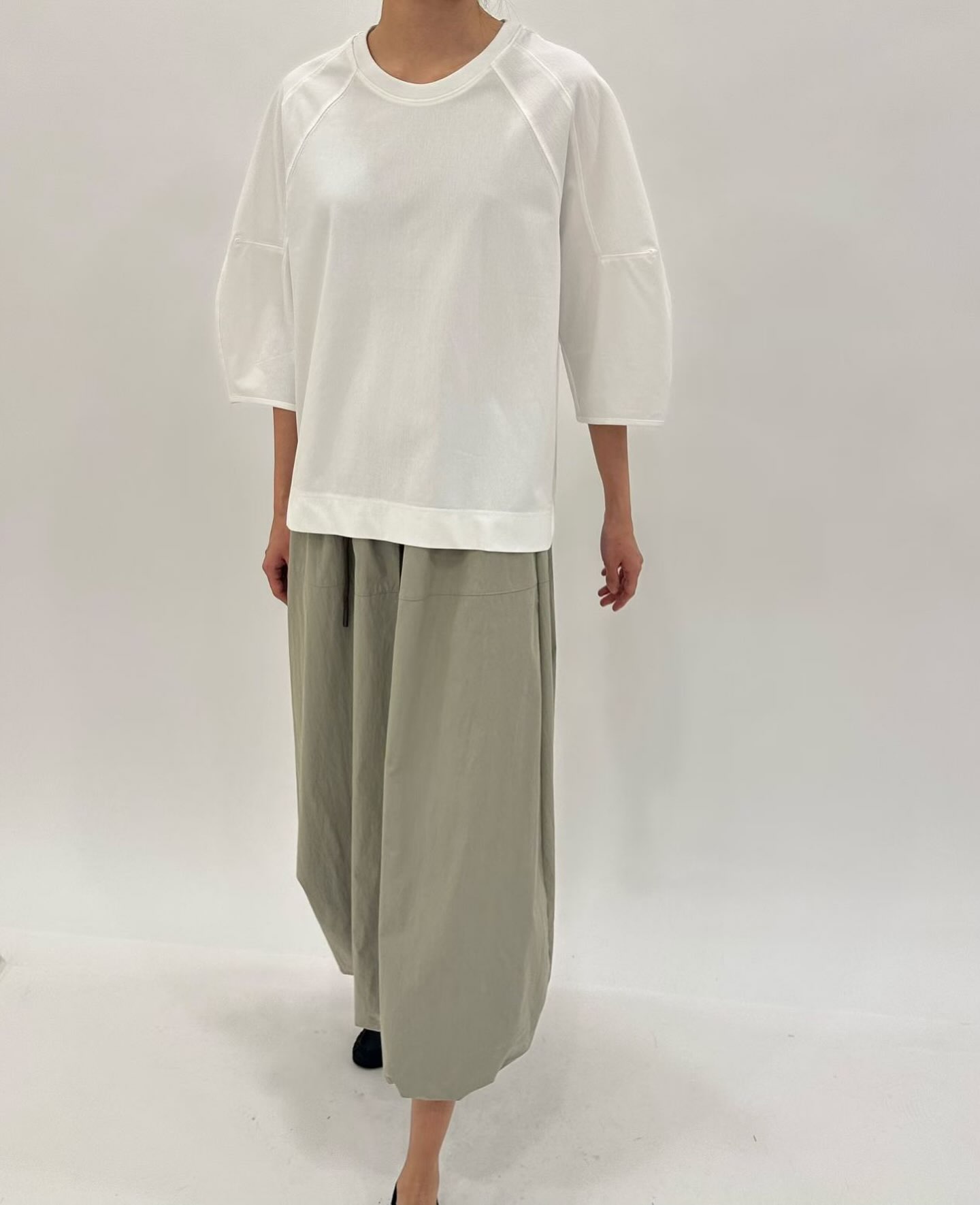 (2026FW) EYEFUL - TOP & SKIRT