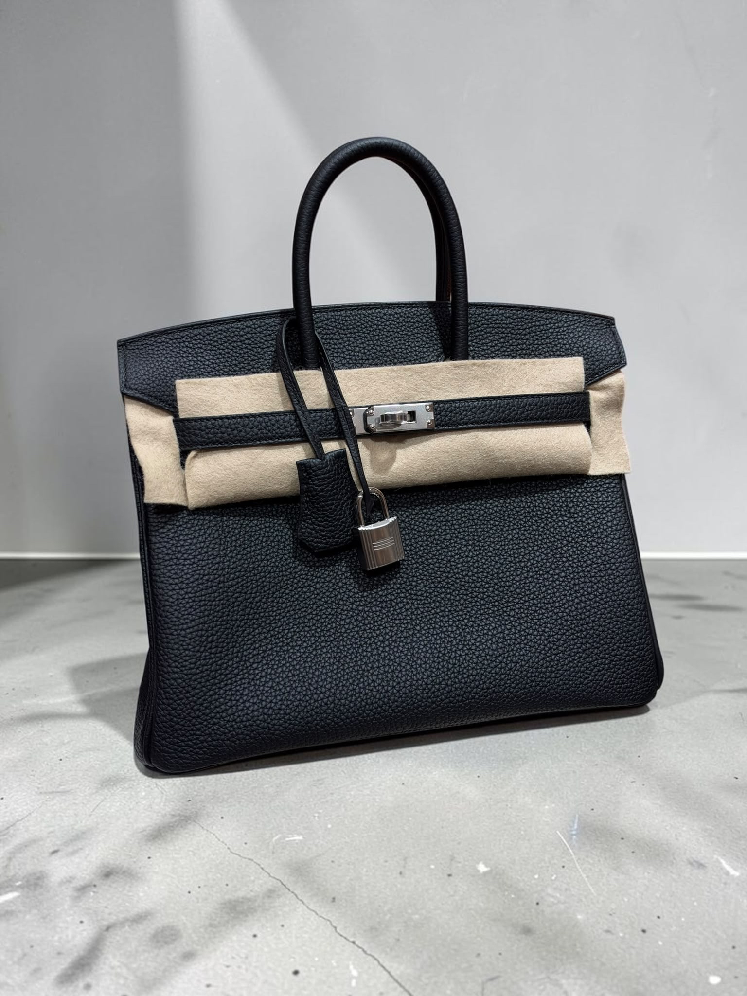 全新Hermes Birkin 25 Stamp G 黑色銀扣 100%Authentic, Brand New 全新 ☑️ 26年10月專門店收據☑️Key Lock☑️Dust bag☑️Box