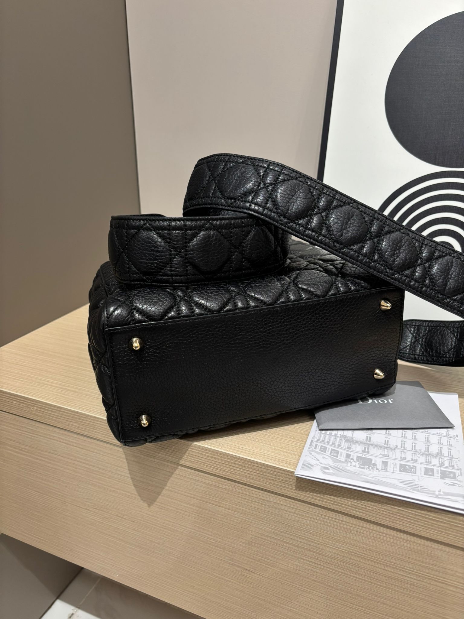 Dior Lady Dior 黑色牛皮 100%Authentic, 95%New ✅收據✅ certificate ✅Dust bag ✅Box