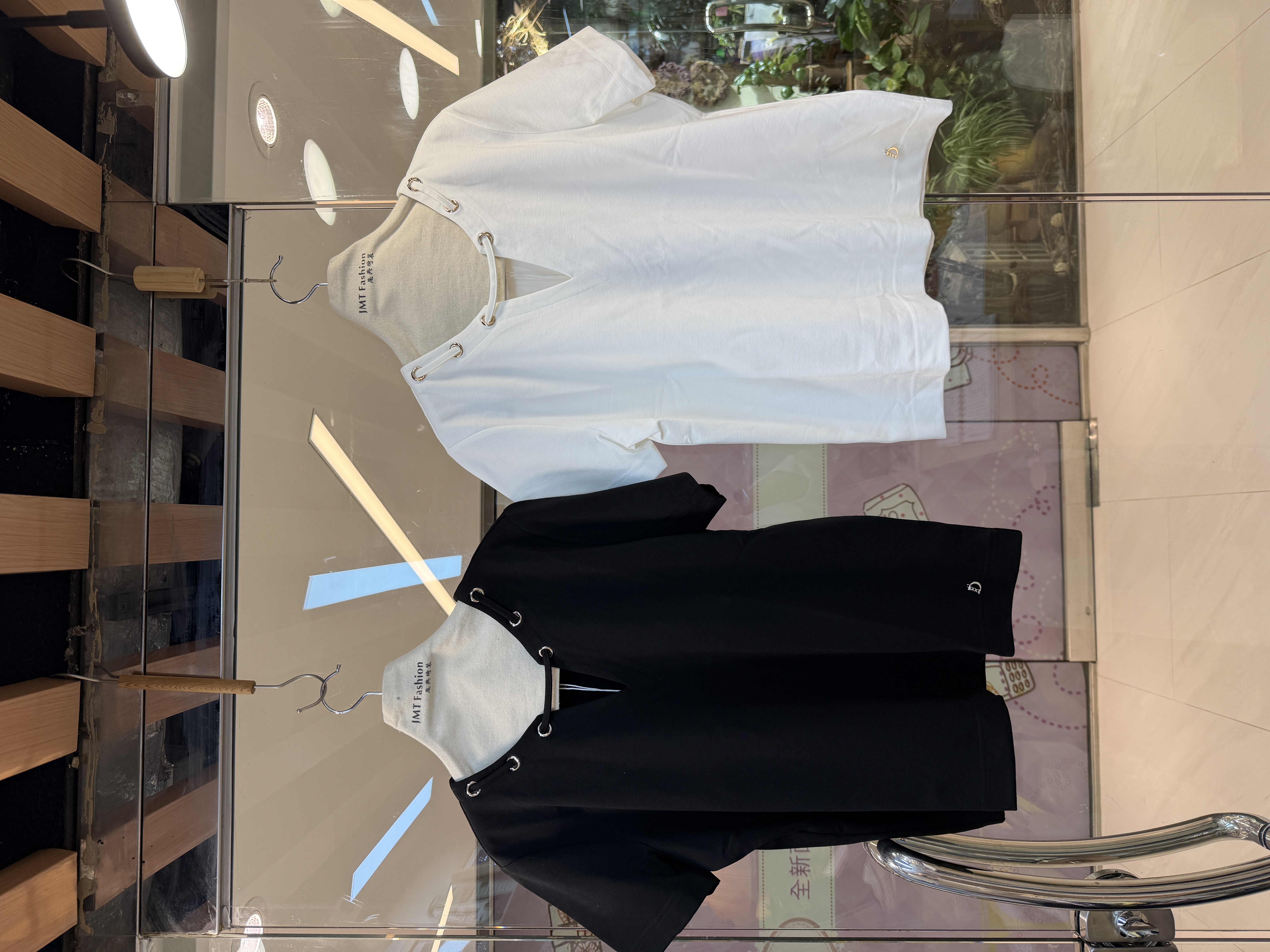 歐洲V領衫 M539 DK772382