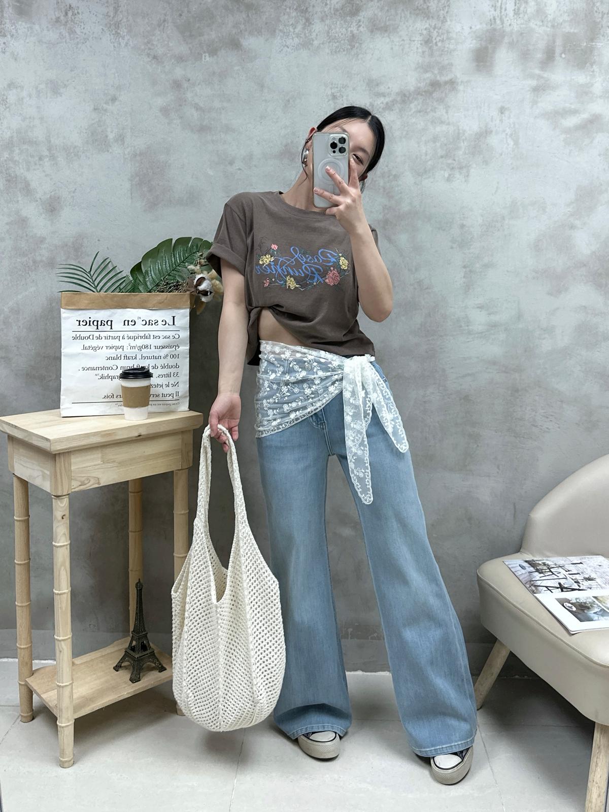 J18 洗水玫瑰print Tee