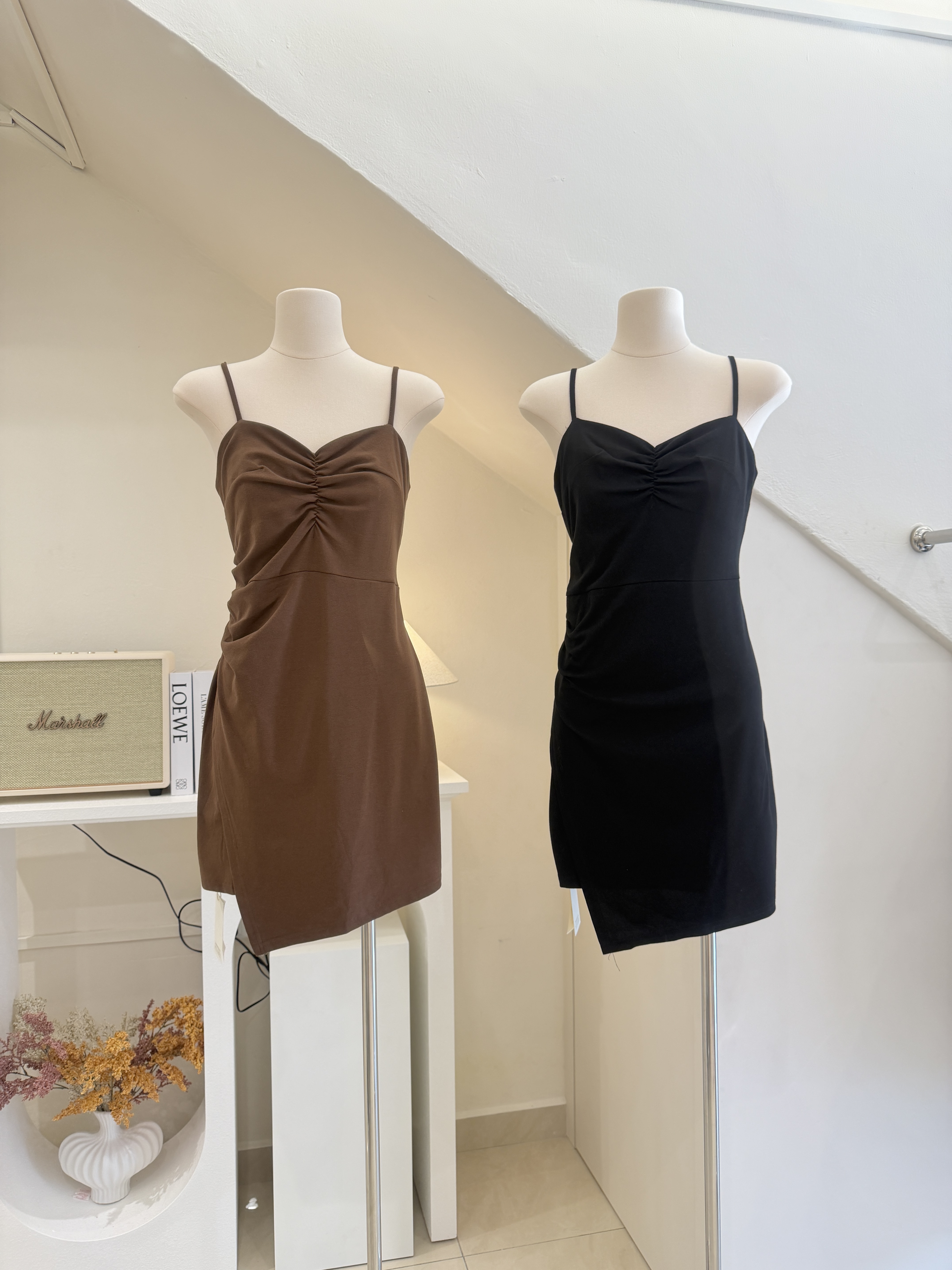 6745 辣妹显瘦吊带连身裙