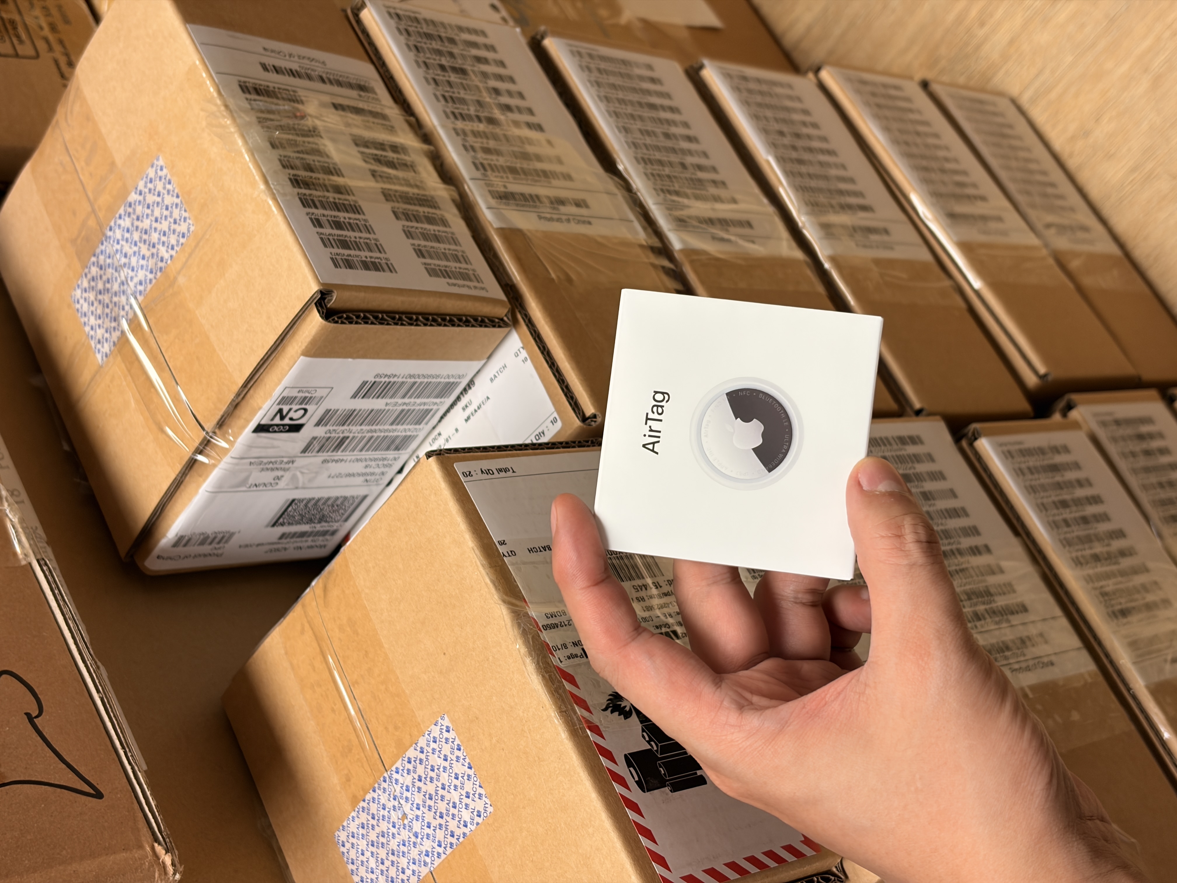 最新一代 Apple Air Tag 2 (原裝香港行貨）