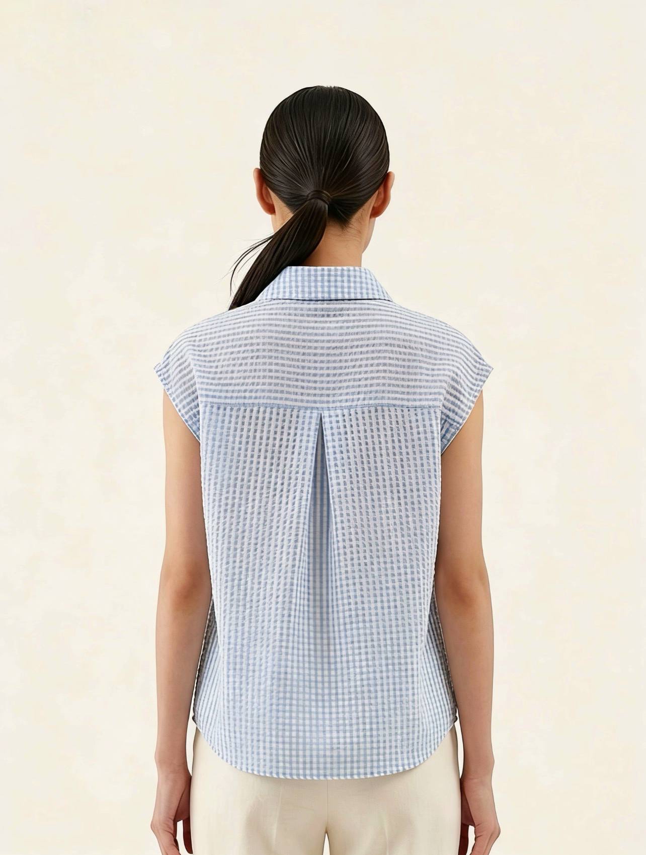 W33162 - Split Textured Top