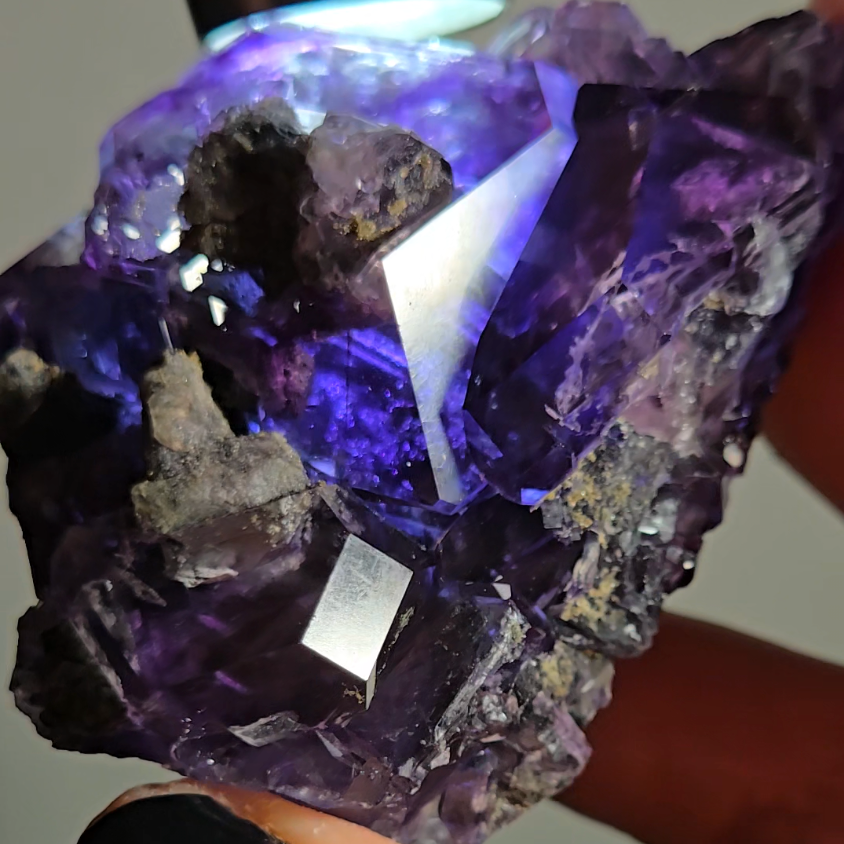 Indigo blue and purple tanzanite fluorite cluster - FL365