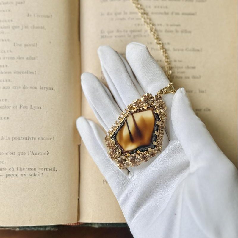 Vintage C.a. 1970s Tiger Eye Glass Asymmetrical Rhinestone Pendant Necklace from Europe (NZ045)