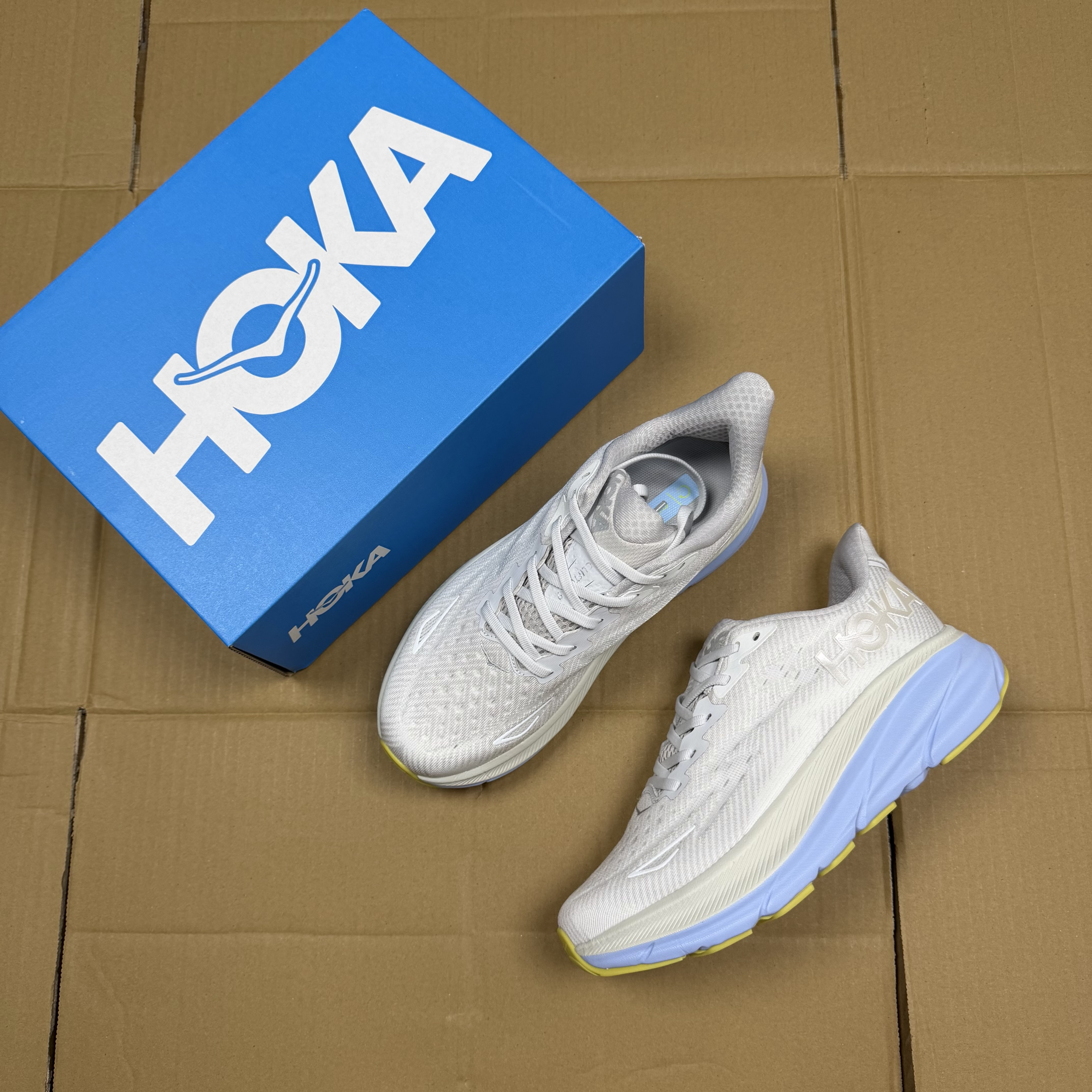Hoka Clifton 9