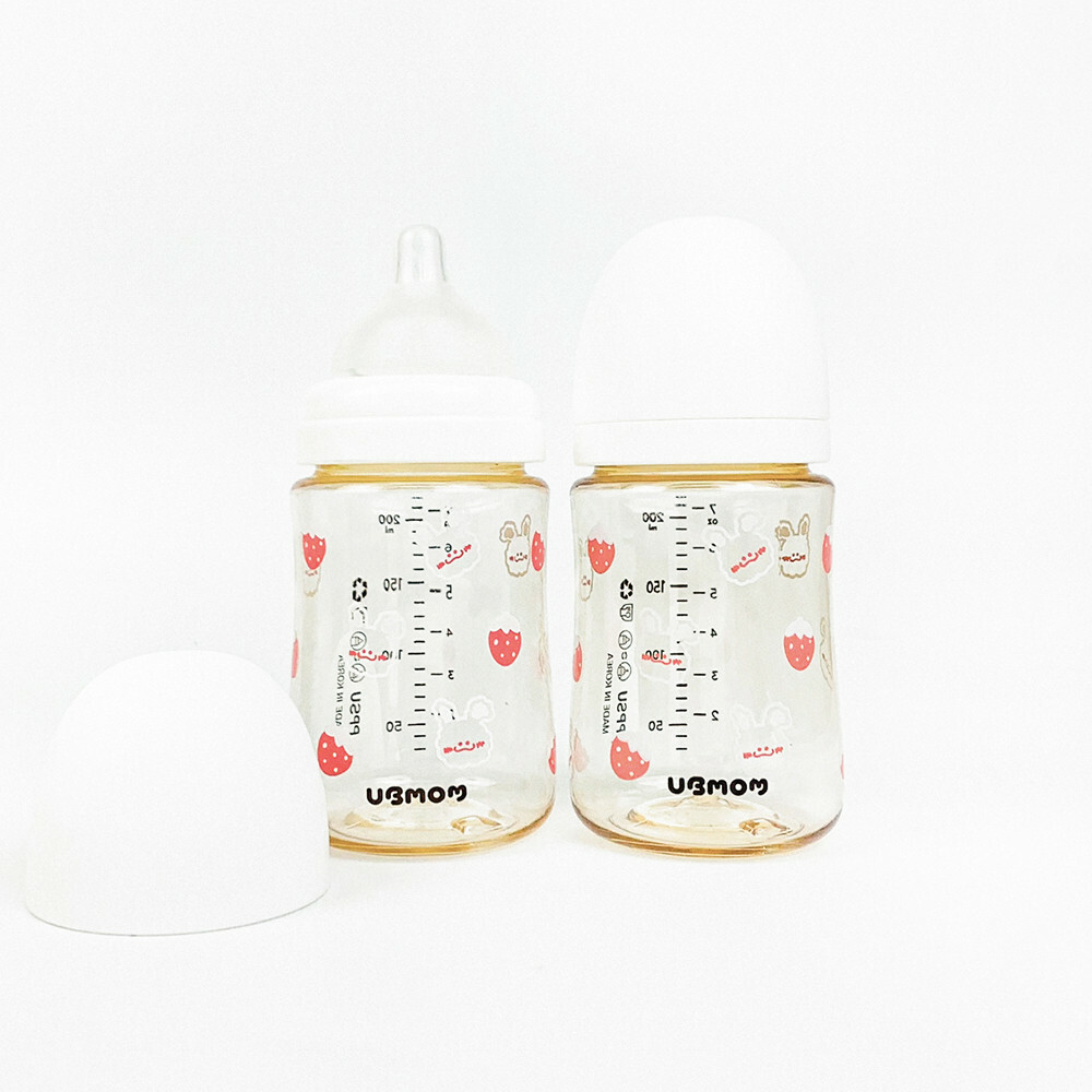 UBMOM 兔年特別版奶樽-草莓雲朵白兔兔-200ml（配S Size奶嘴(0-3個月) ）