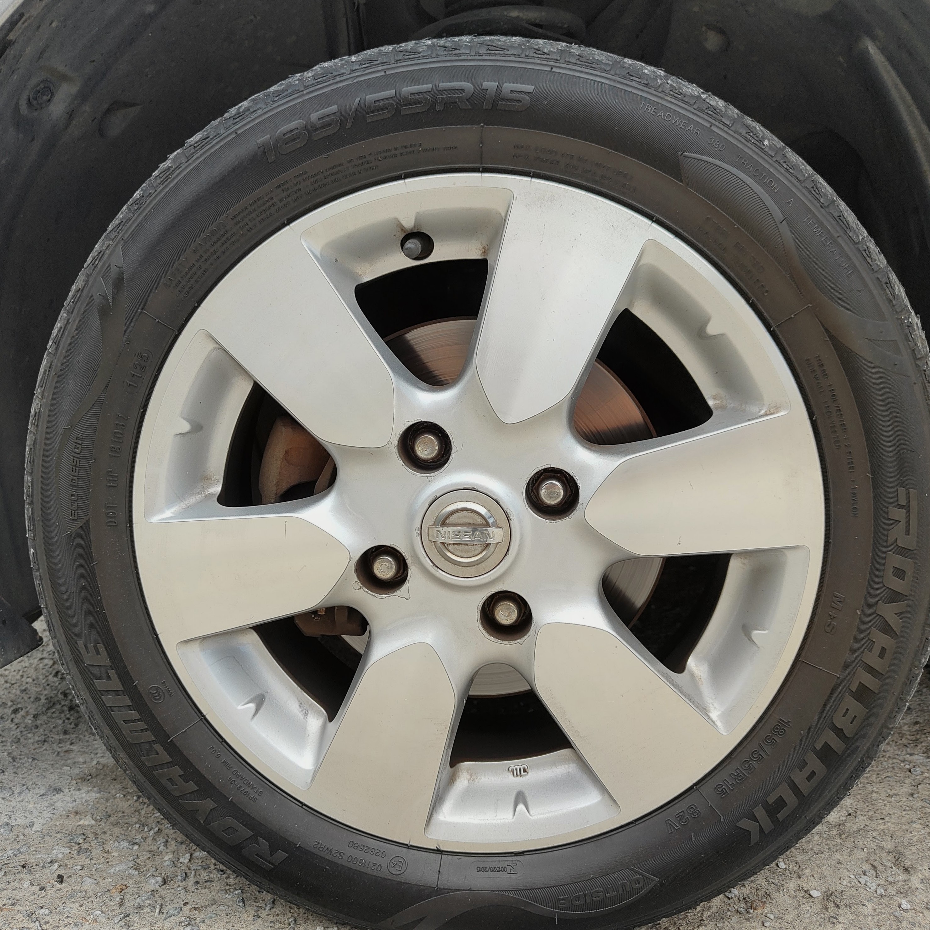 2009 NISSAN GRAND LIVINA 1.8 