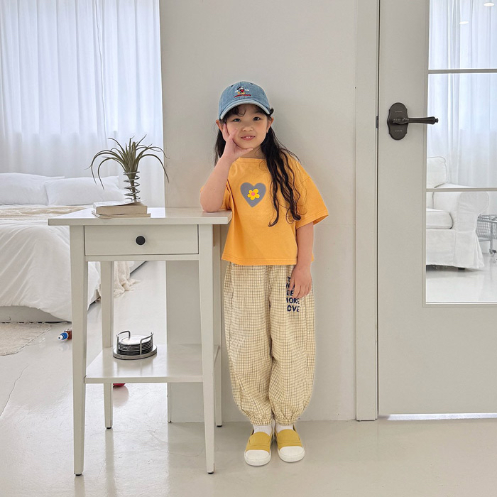 🇰🇷middle name tee