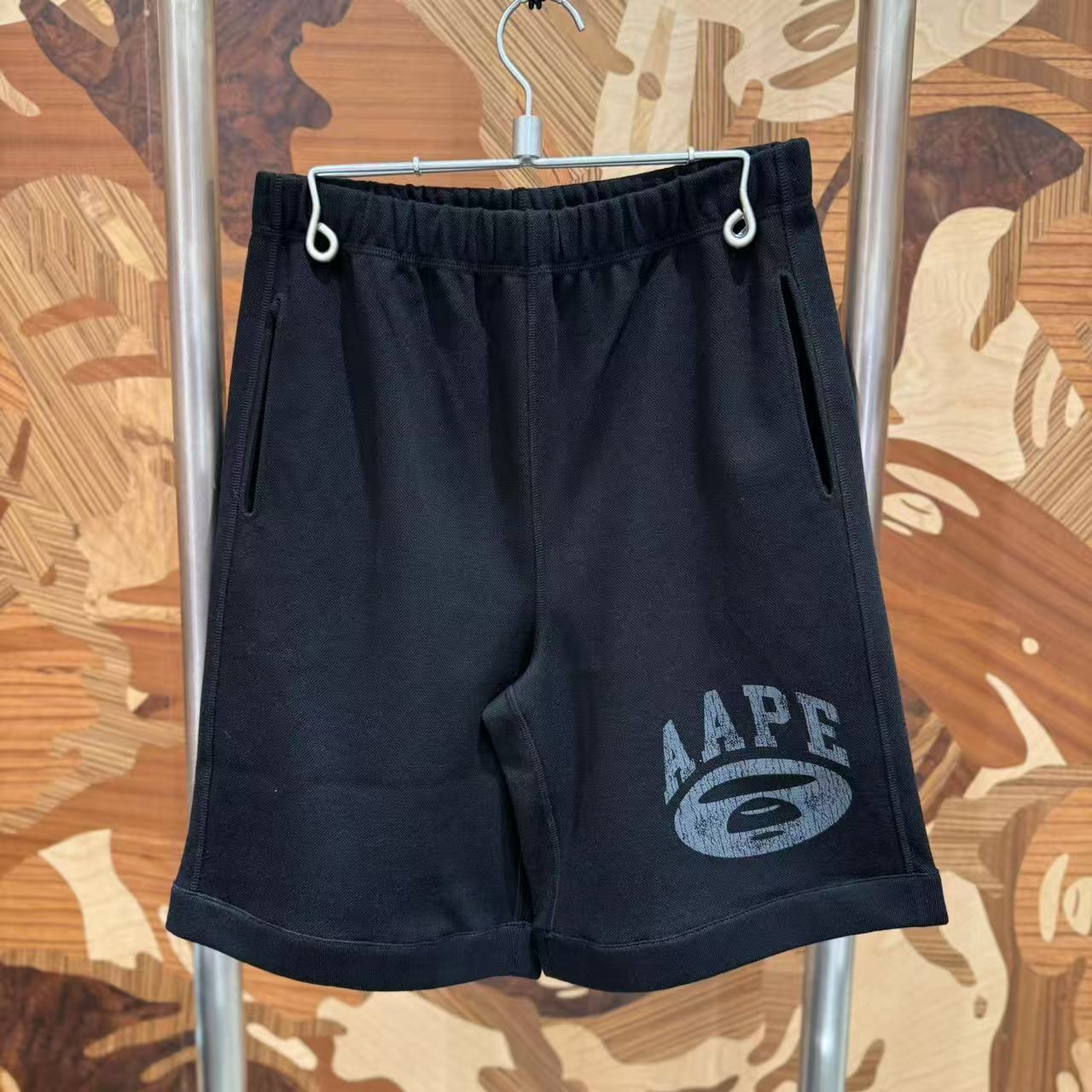 AAPE Moonface sweat shorts (C698)