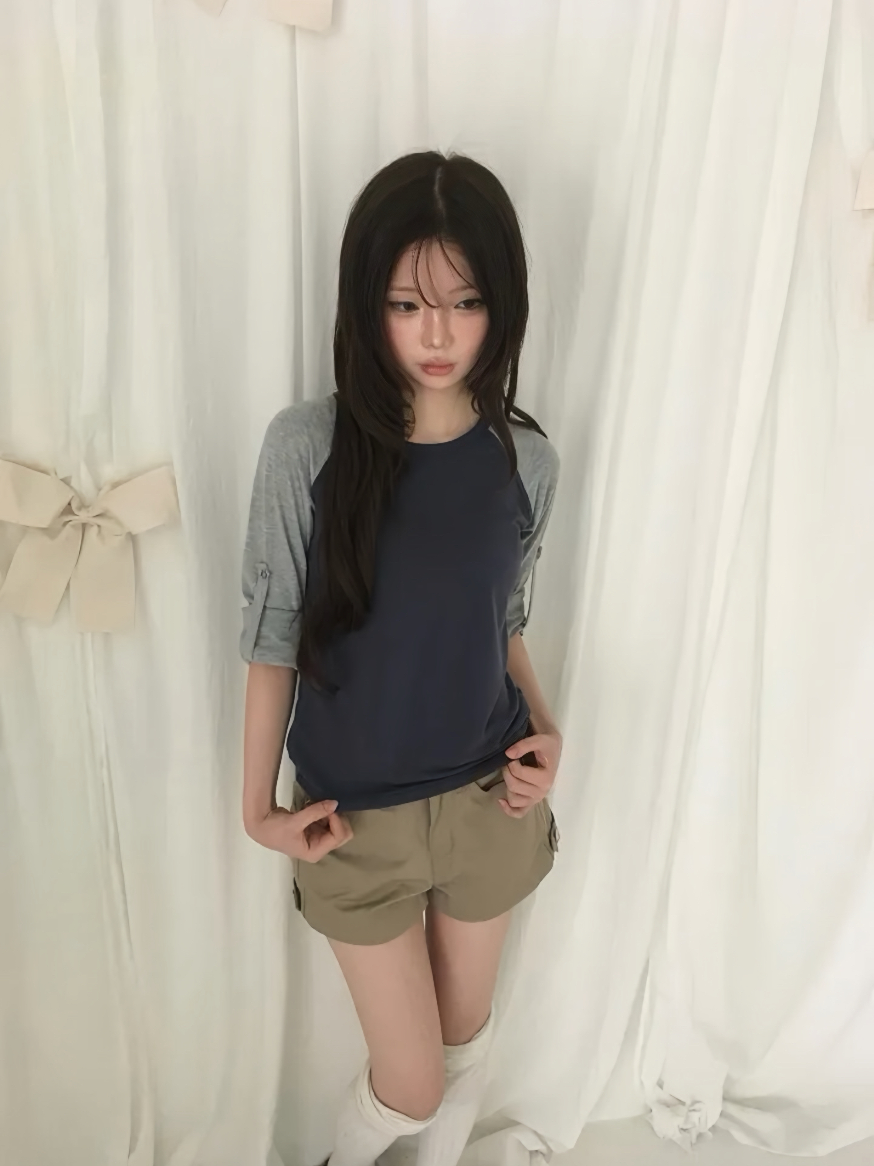 Roll-up Raglan Contrast Top