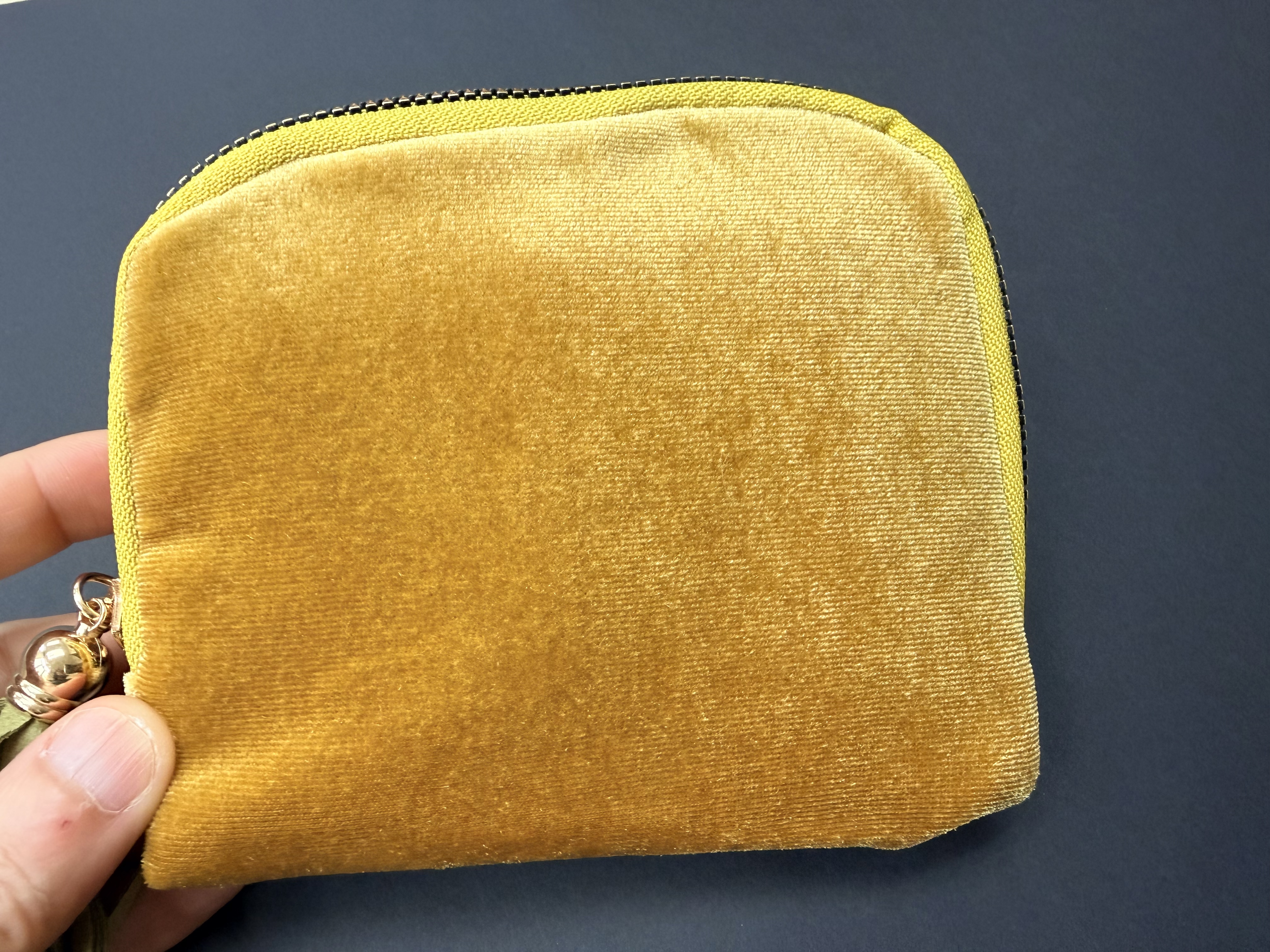 11*11cm 念珠📿手串分隔袋（金黃色）（大約可放7條）