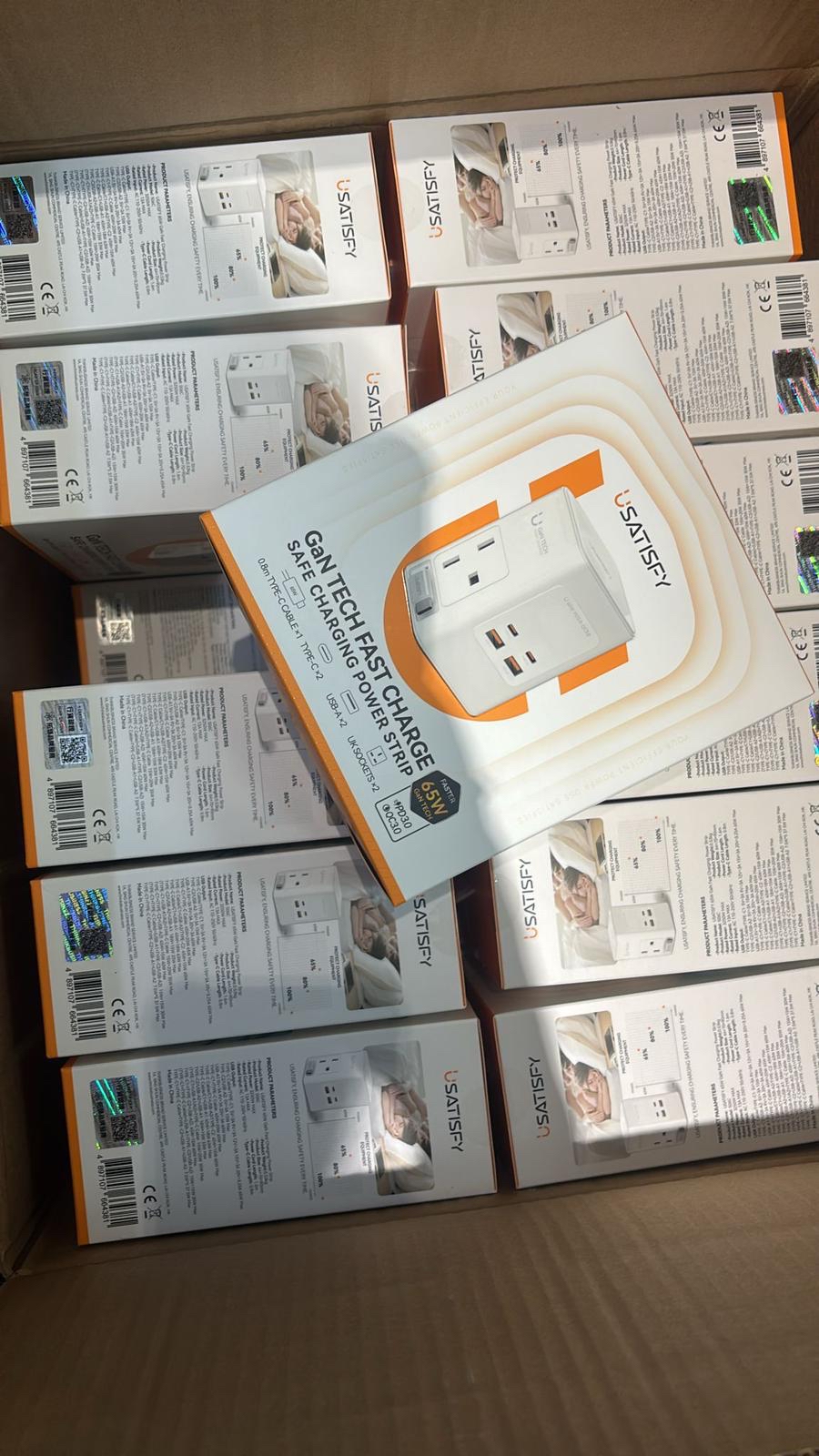 美國USATISFY GaN Master65W氮化鎵全快充7口智控安規伸縮充電線收納迷你拖板白色默認規格默認型號