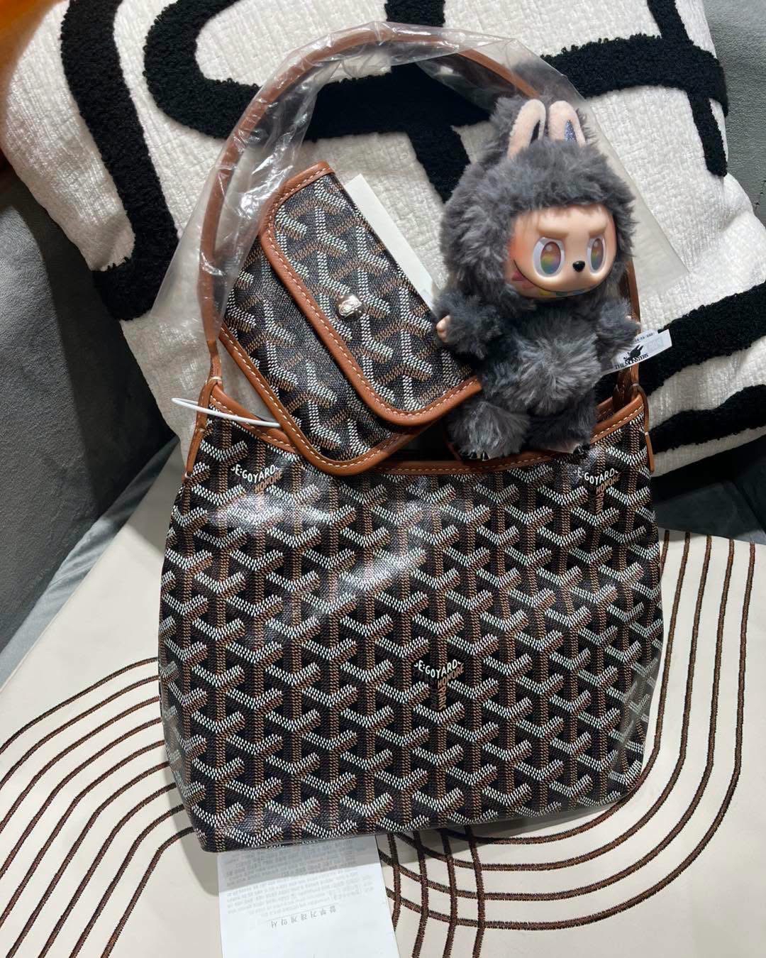 全新 Goyard boheme mini hobo bag tan 100%Authentic,100%new全新  ✅收據✅dust bag✅booklet