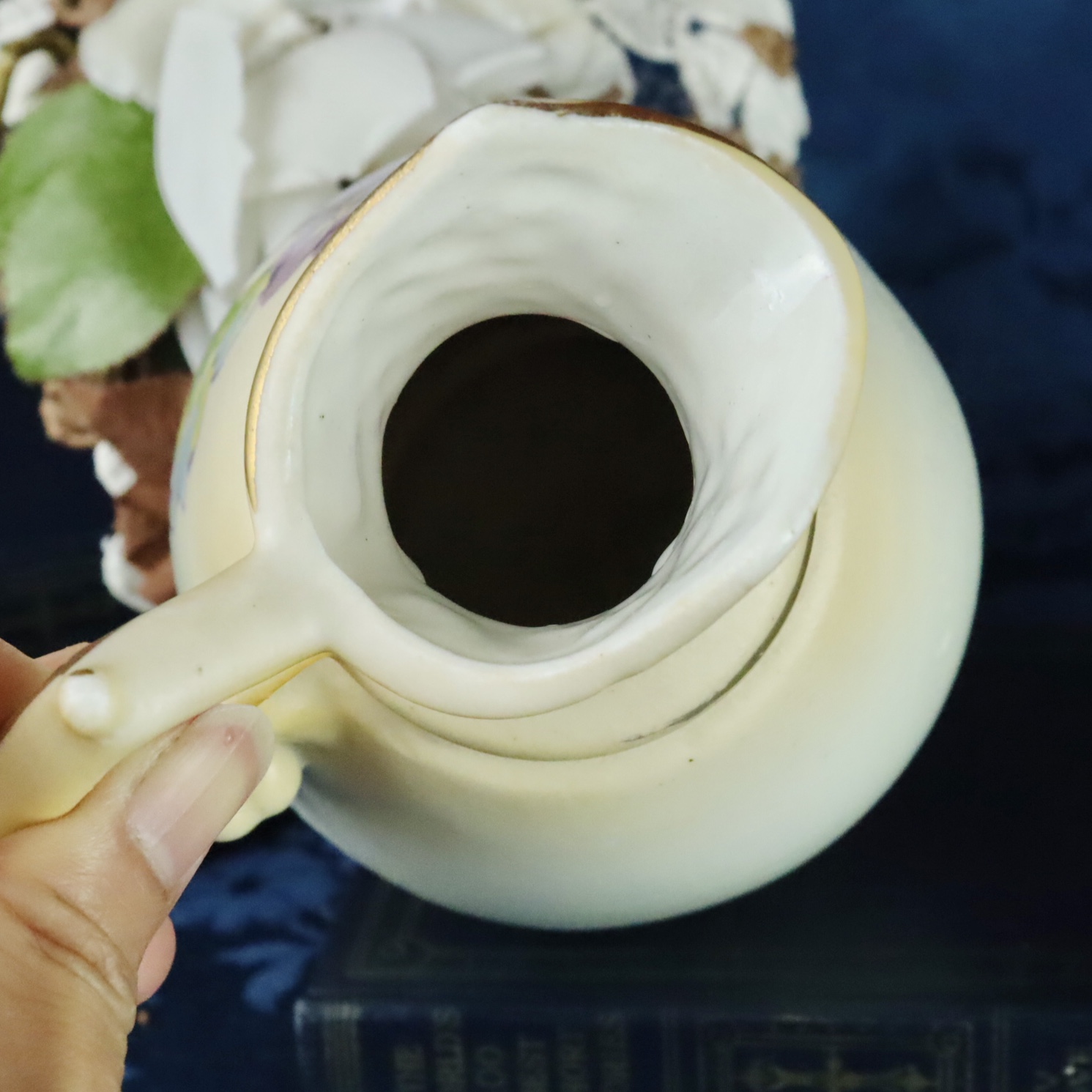 Early to Mid-century Made in Austria Sweet Violet Ceramic Water Jug/Plant Watering Pitcher (MT1662)
