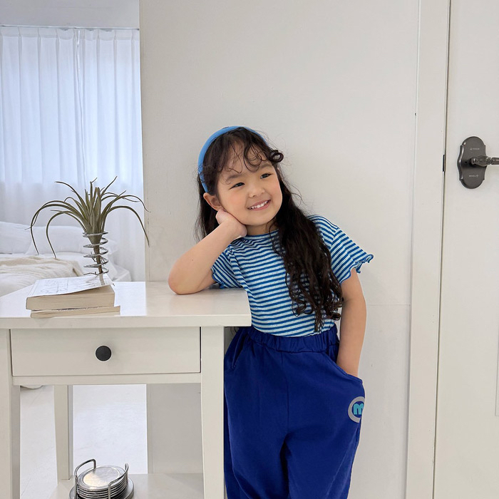 🇰🇷middle name tee