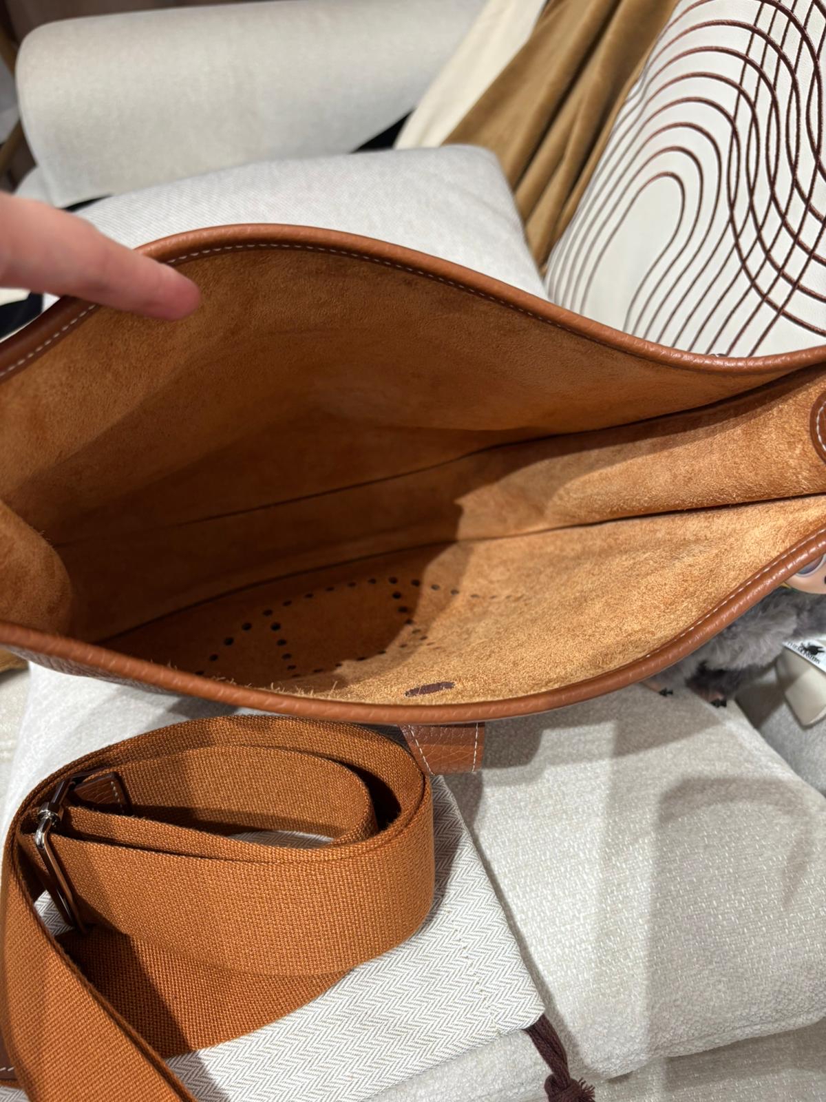 Hermes evelyne 29, STAMP Y 金棕色銀扣 100%Authentic ,98%new  ✅Dust bag✅strap