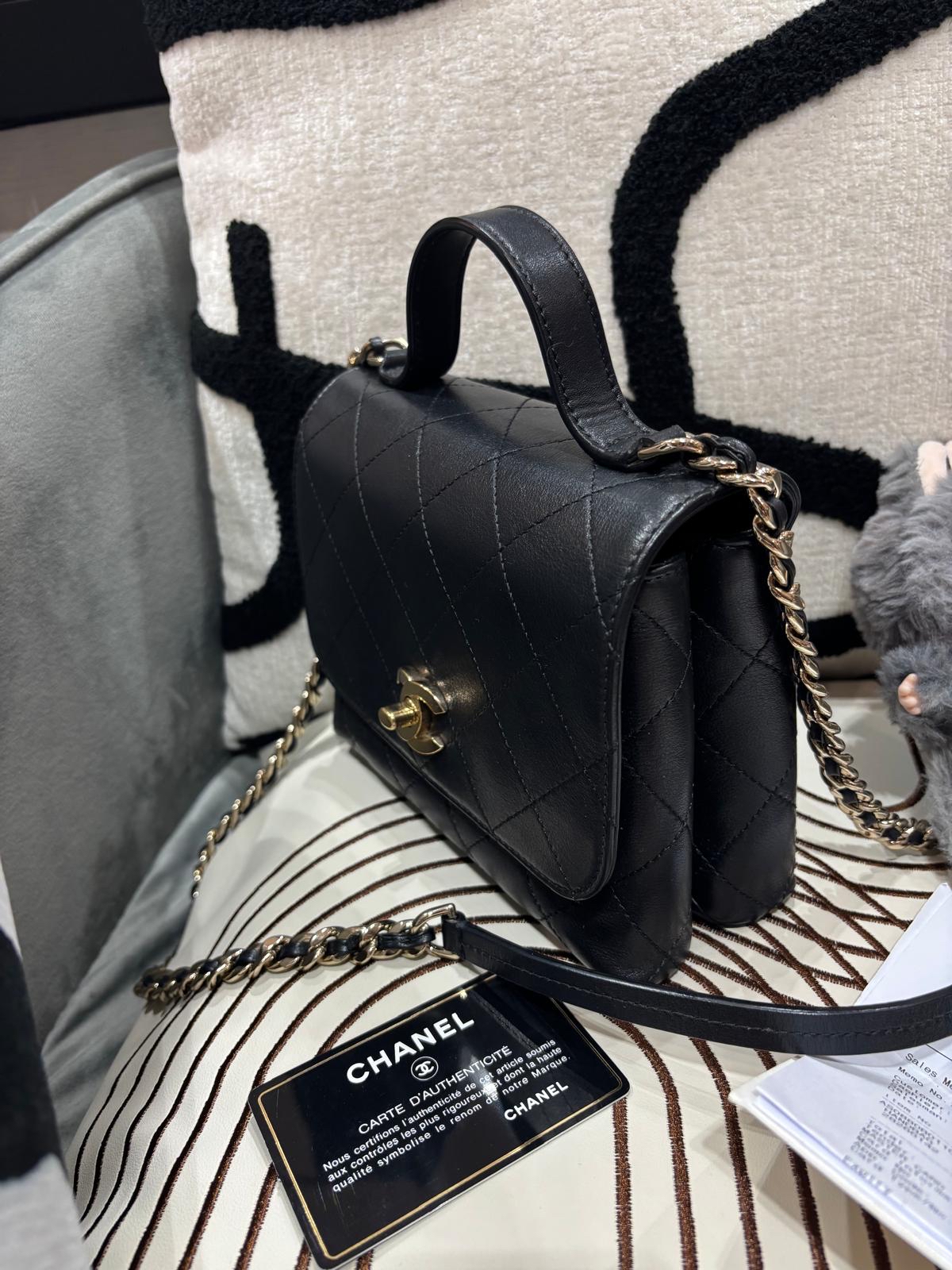 Chanel Top Handle 黑色金扣Crossbody Bag 100%Authentic, 95%New ✅收據✅Card✅Dust bag✅Box
