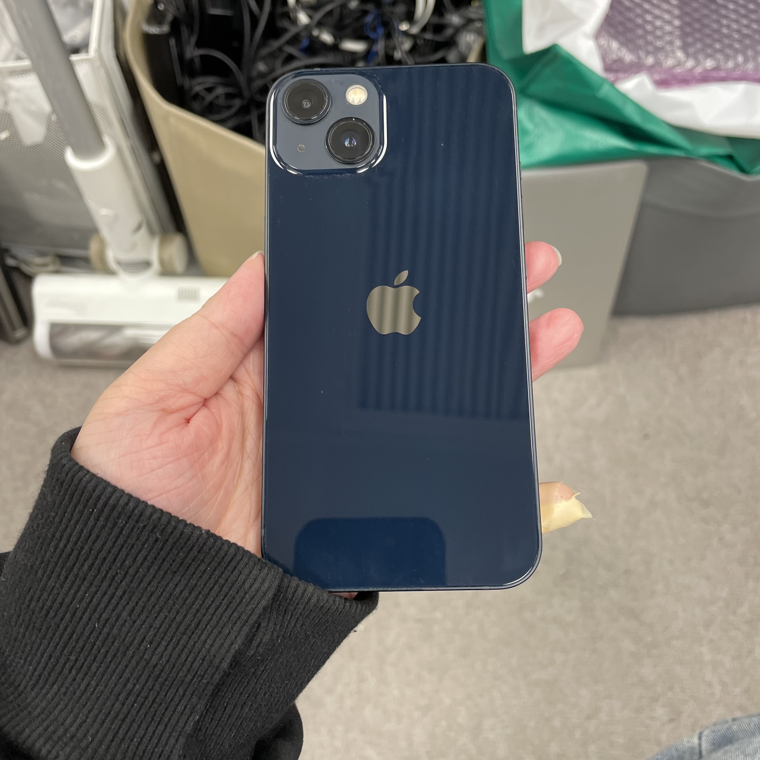 *6080 13 勁靚機 256GB 電77 黑色 black