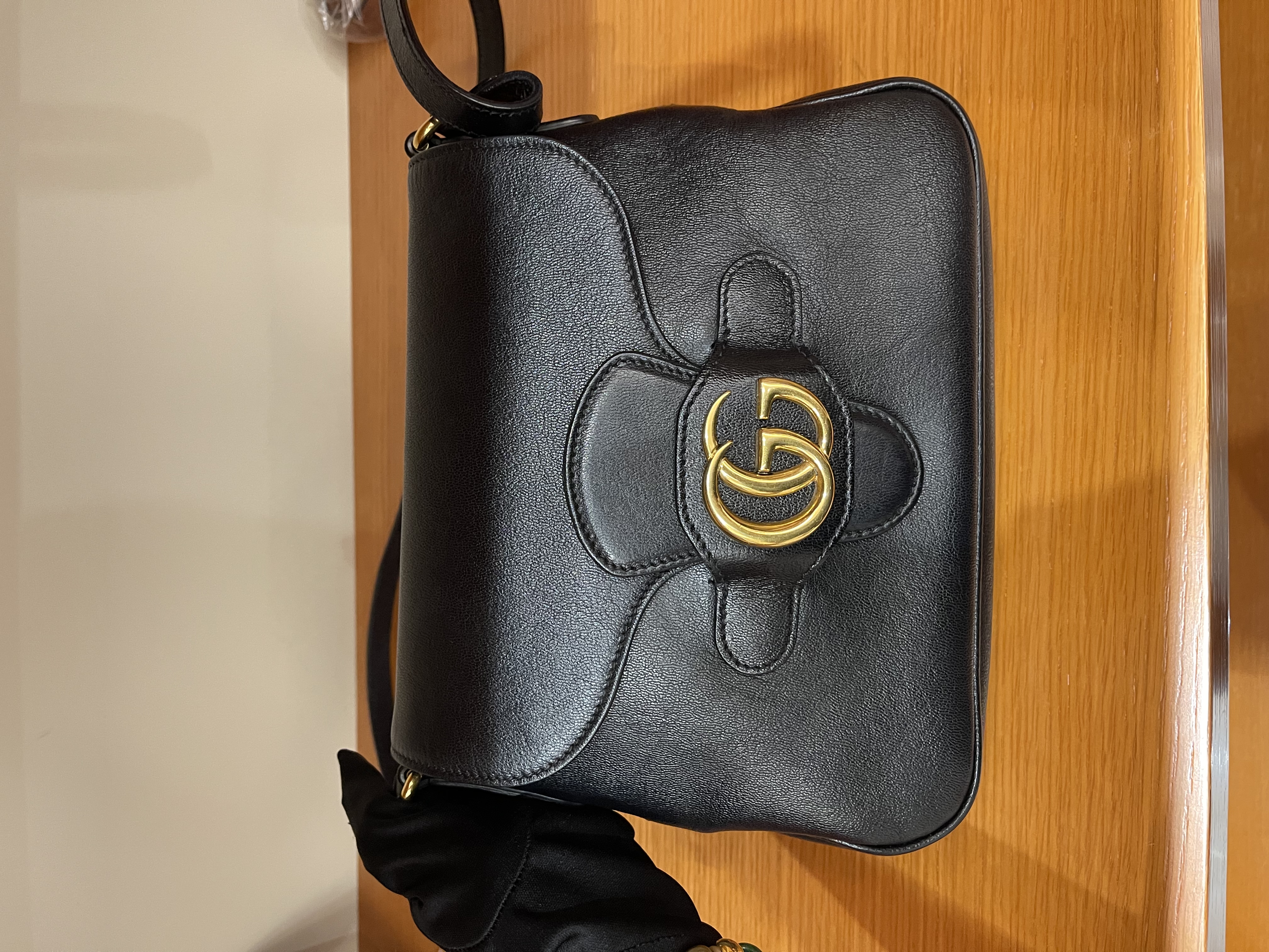 直播貨品 |  [1個-$100 2個-$300］HH17