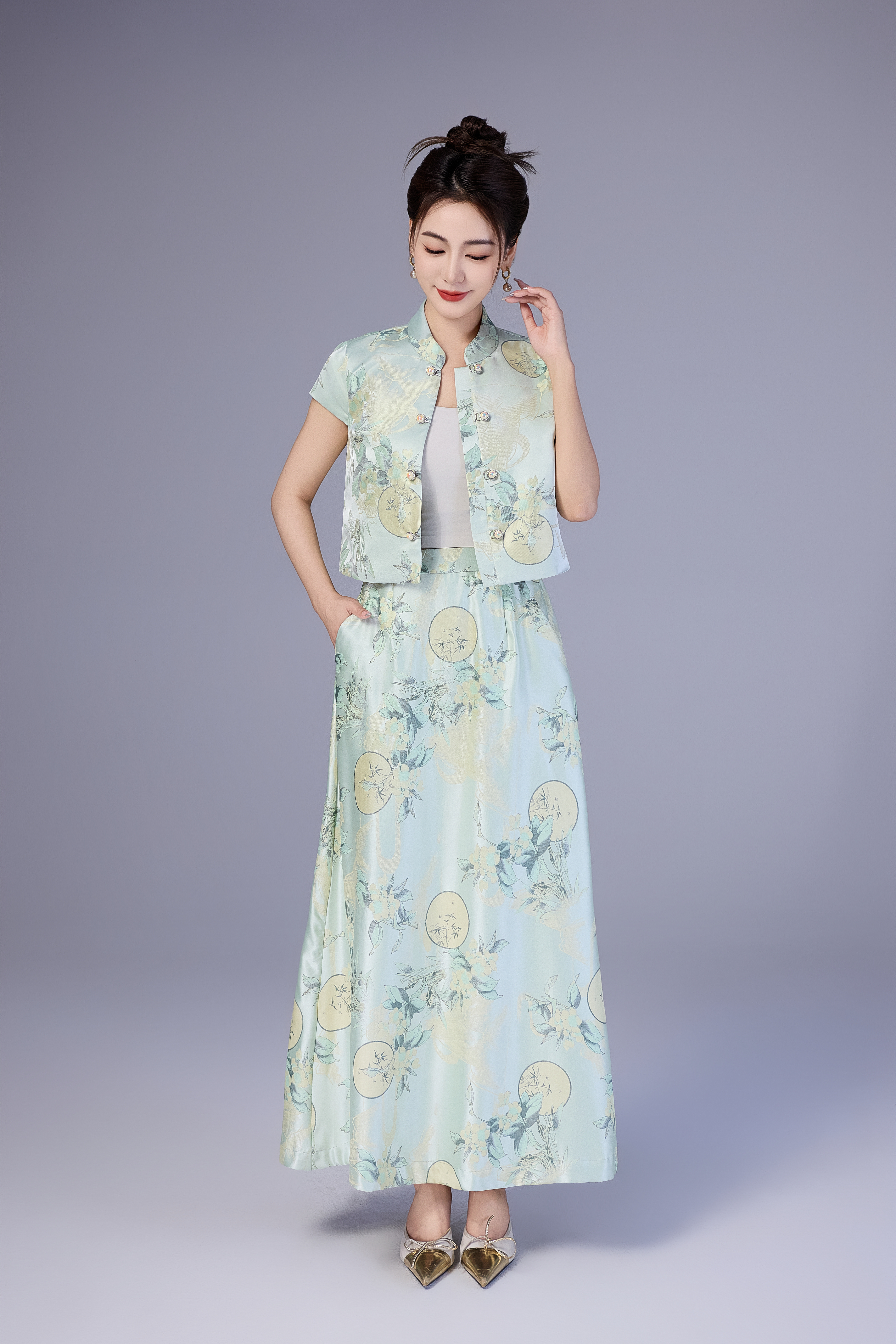10141119 + 12241120 Serene Blossom Two-Piece Set