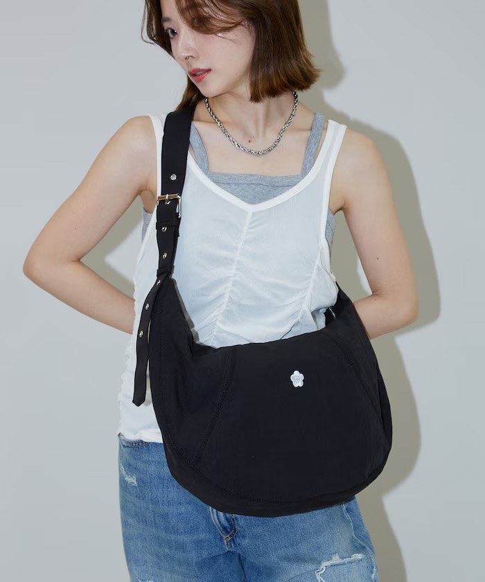 MARY QUANT斜孭袋