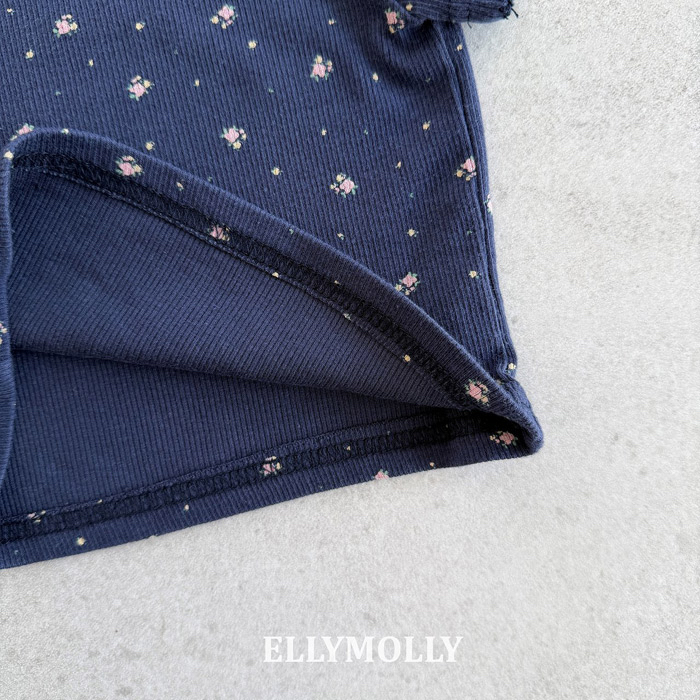 🇰🇷Ellymolly tee