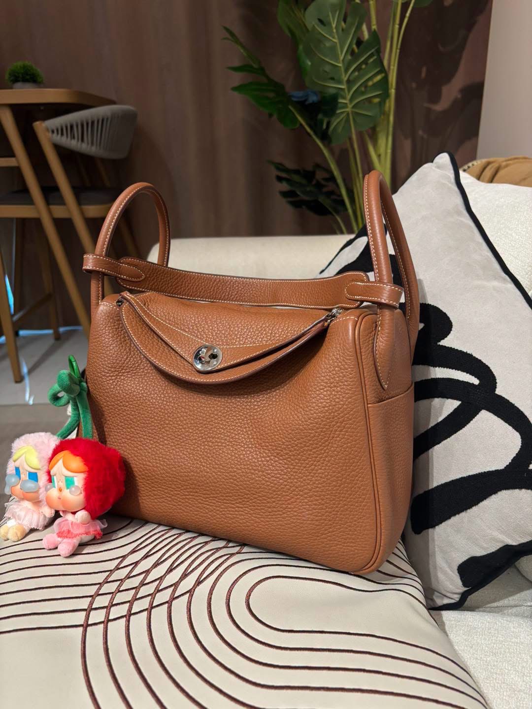 Hermes Lindy 30,STAMP X gold   100%Authentic, 95%New✅Dust bag