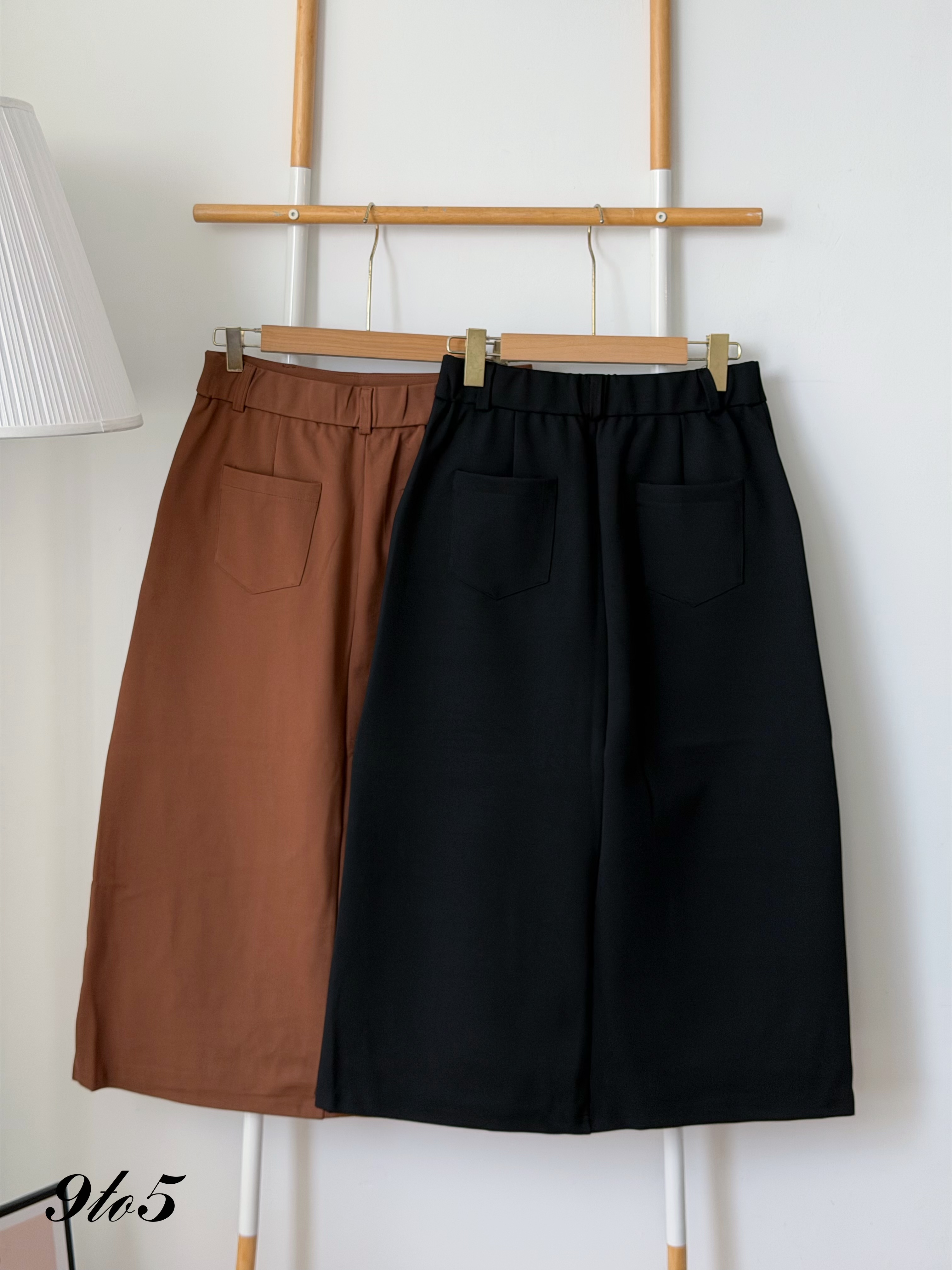 S2022 A Line Long Skirt - Black & Brown