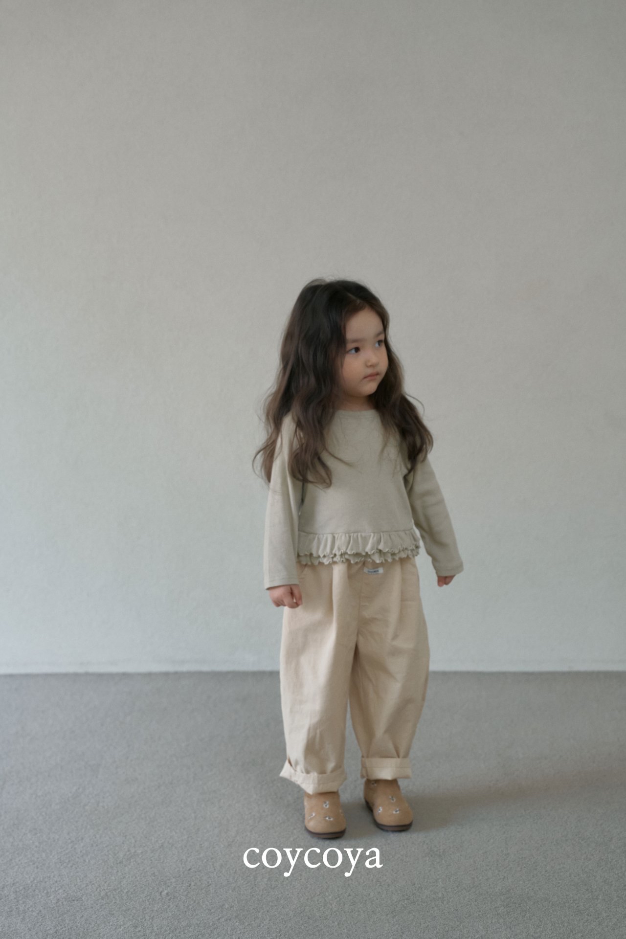 🌸預訂 韓國直送🌸🇰🇷COYCOYA兩色標籤復古寬鬆弧形長褲