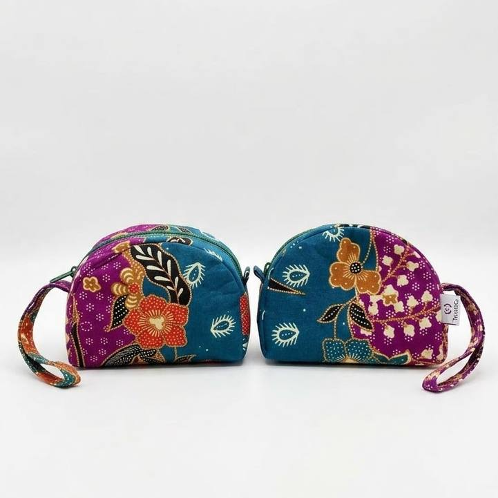 T020 - Batik Pouch 